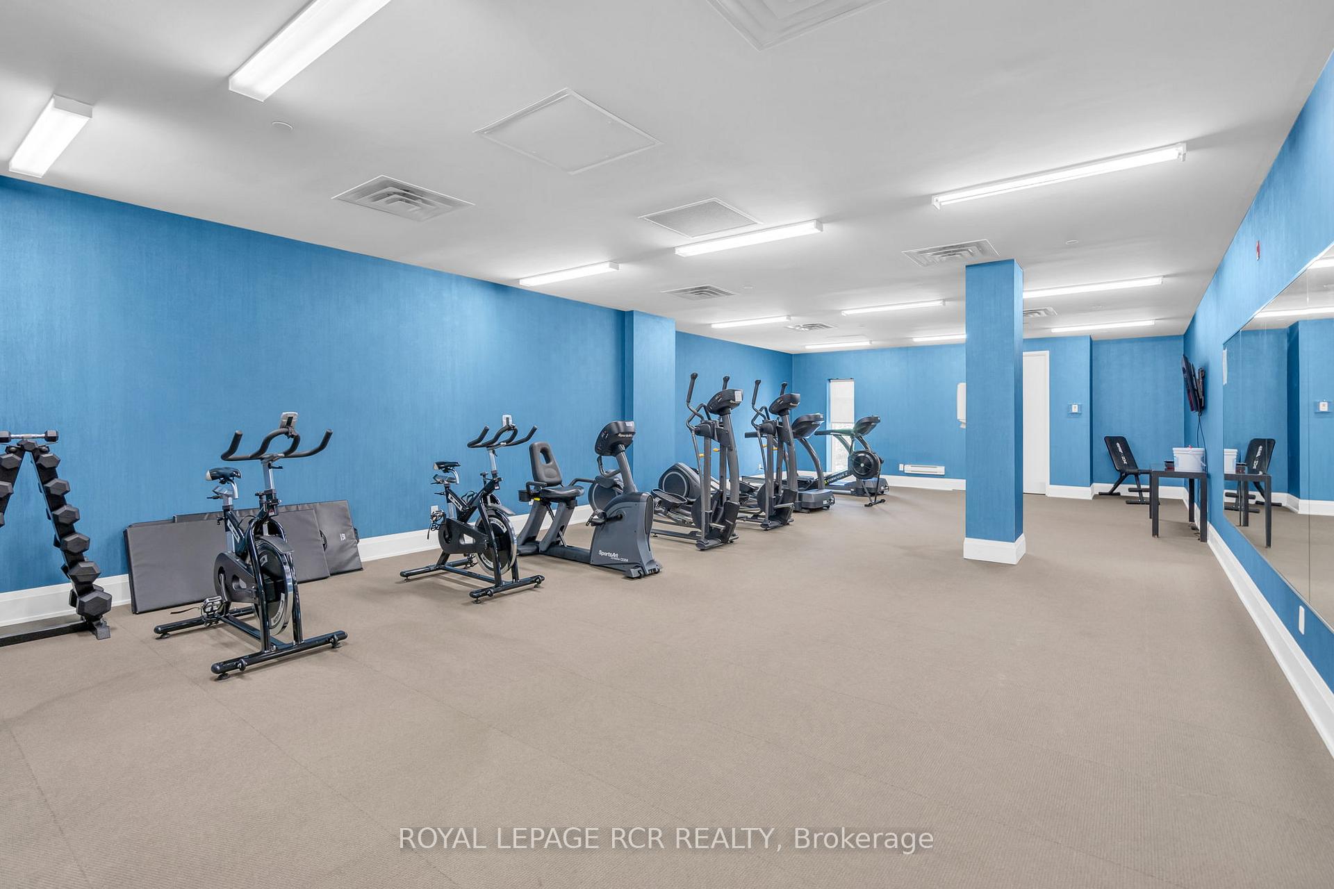 Photo 33 of Unit 409, 15277 Yonge Street, Aurora, Aurora Village — HOMEH