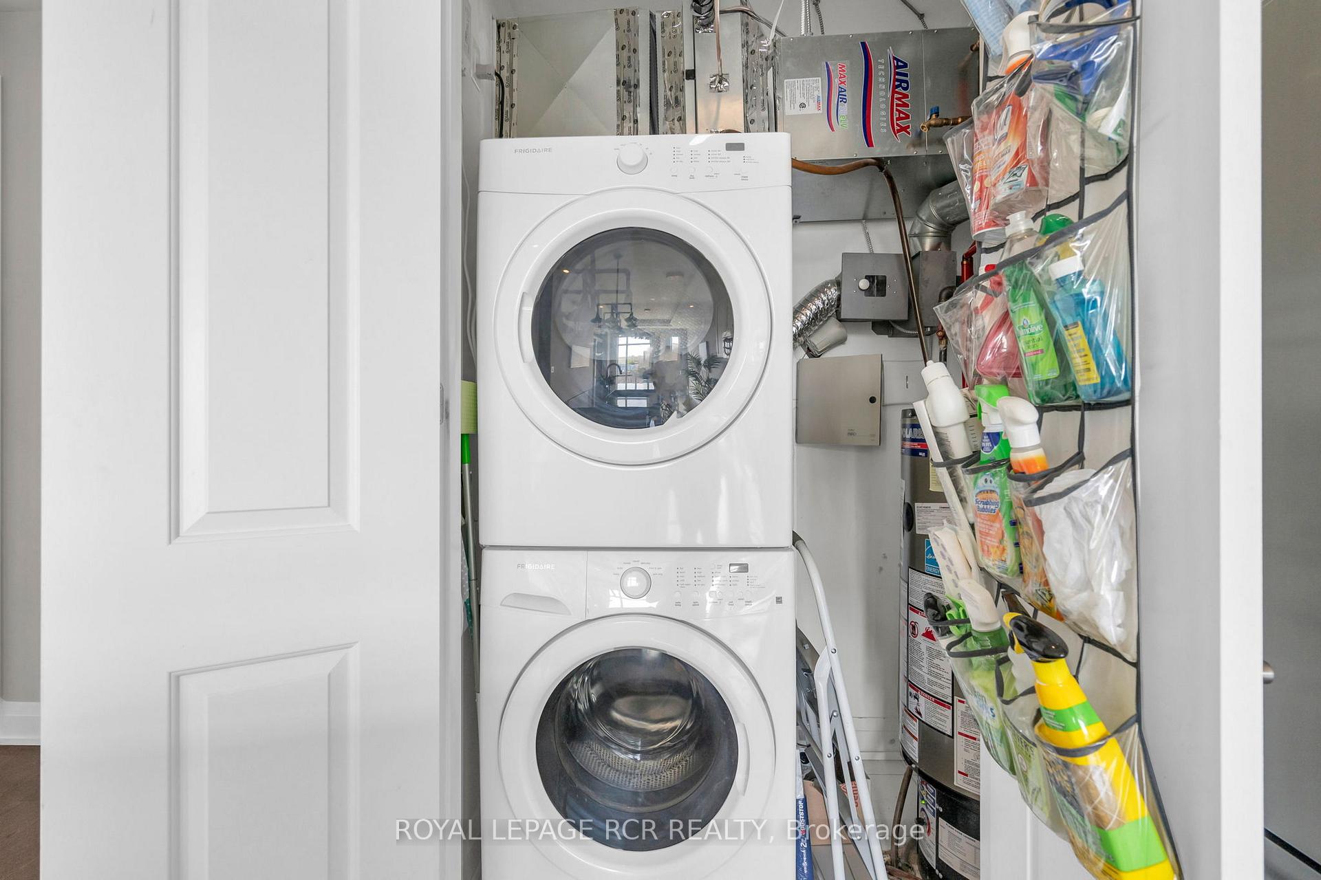 Photo 35 of Unit 409, 15277 Yonge Street, Aurora, Aurora Village — HOMEH