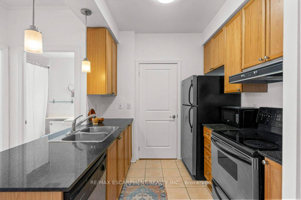 Photo 11 of Unit 317, 245 Dalesford Road, Etobicoke, Stonegate-Queensway — HOMEH