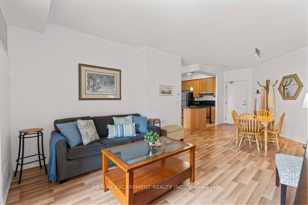 Photo 37 of Unit 317, 245 Dalesford Road, Etobicoke, Stonegate-Queensway — HOMEH