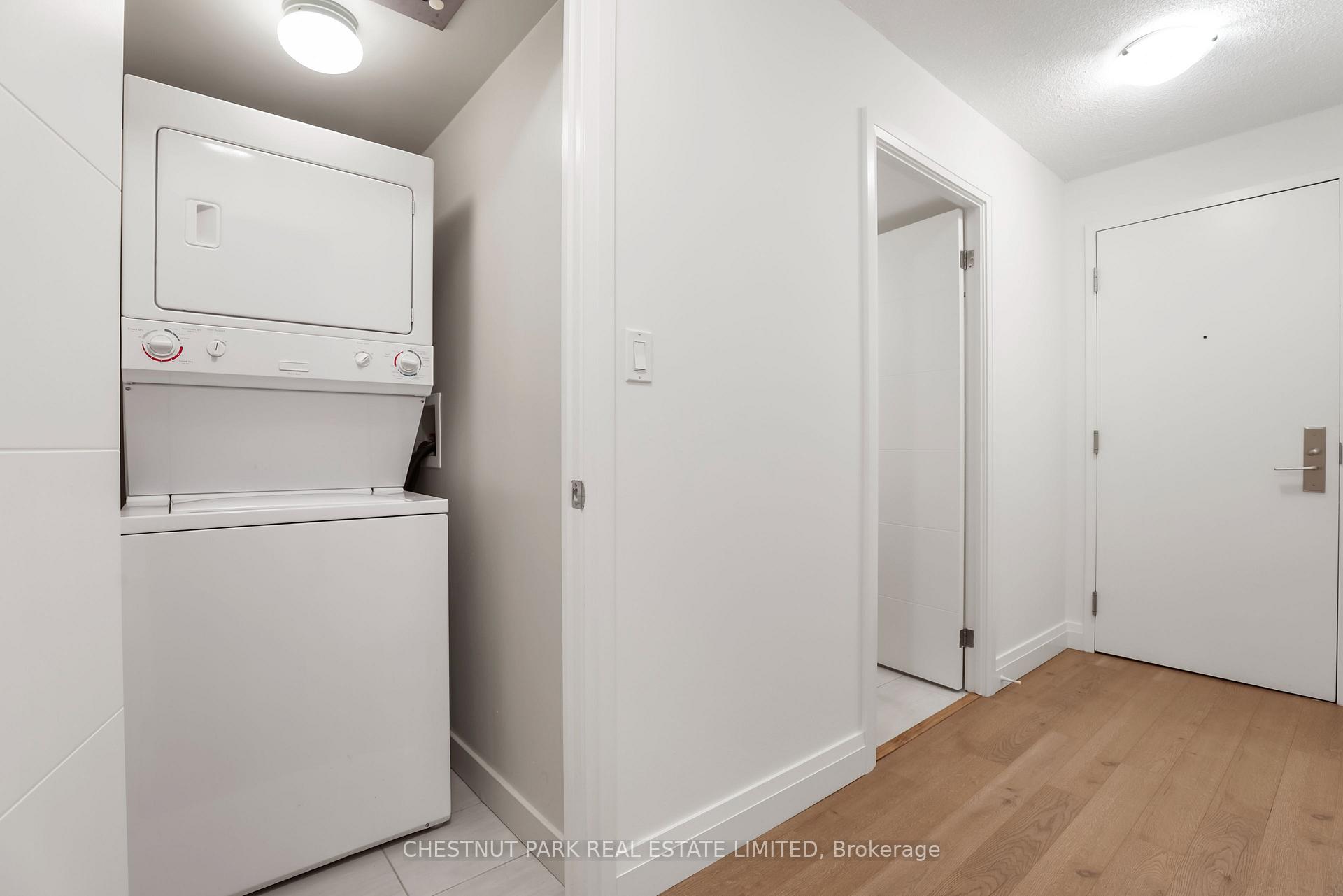 Photo 11 of Unit 507, 126 Simcoe Street, Toronto, Waterfront Communities — HOMEH