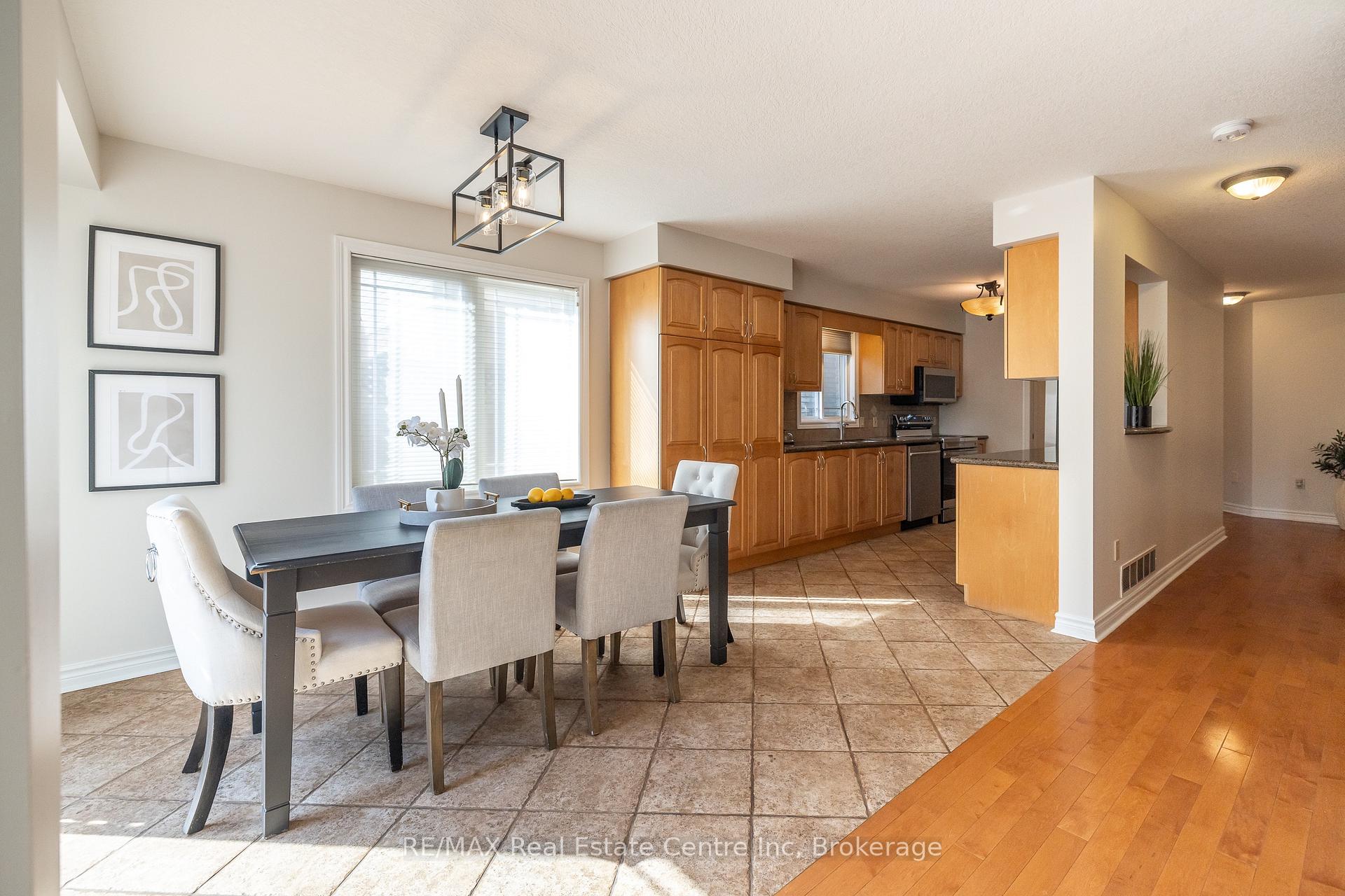 Photo 9 of 78 Mcarthur Drive, Guelph, Pineridge/Westminster Woods — HOMEH