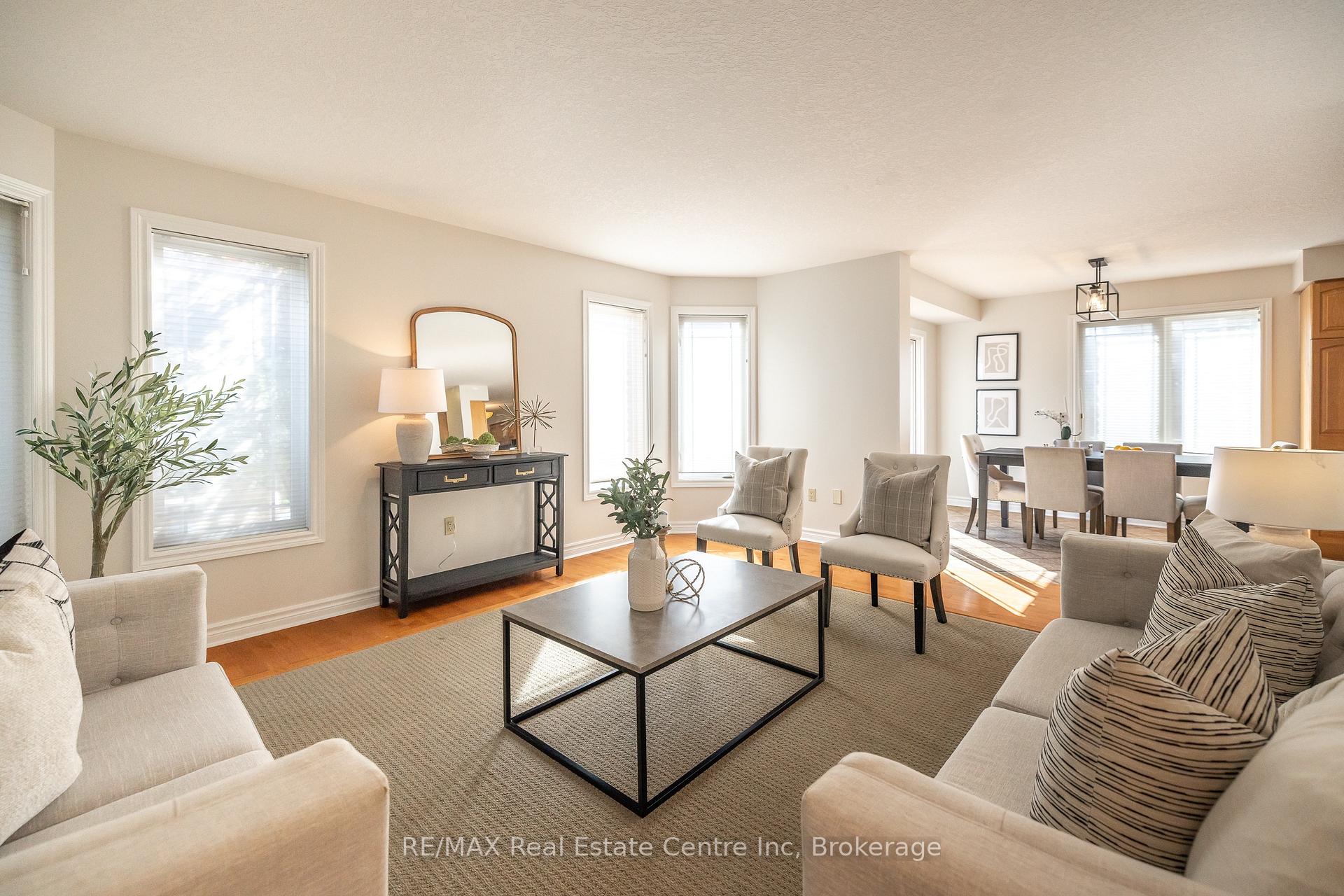 Photo 13 of 78 Mcarthur Drive, Guelph, Pineridge/Westminster Woods — HOMEH