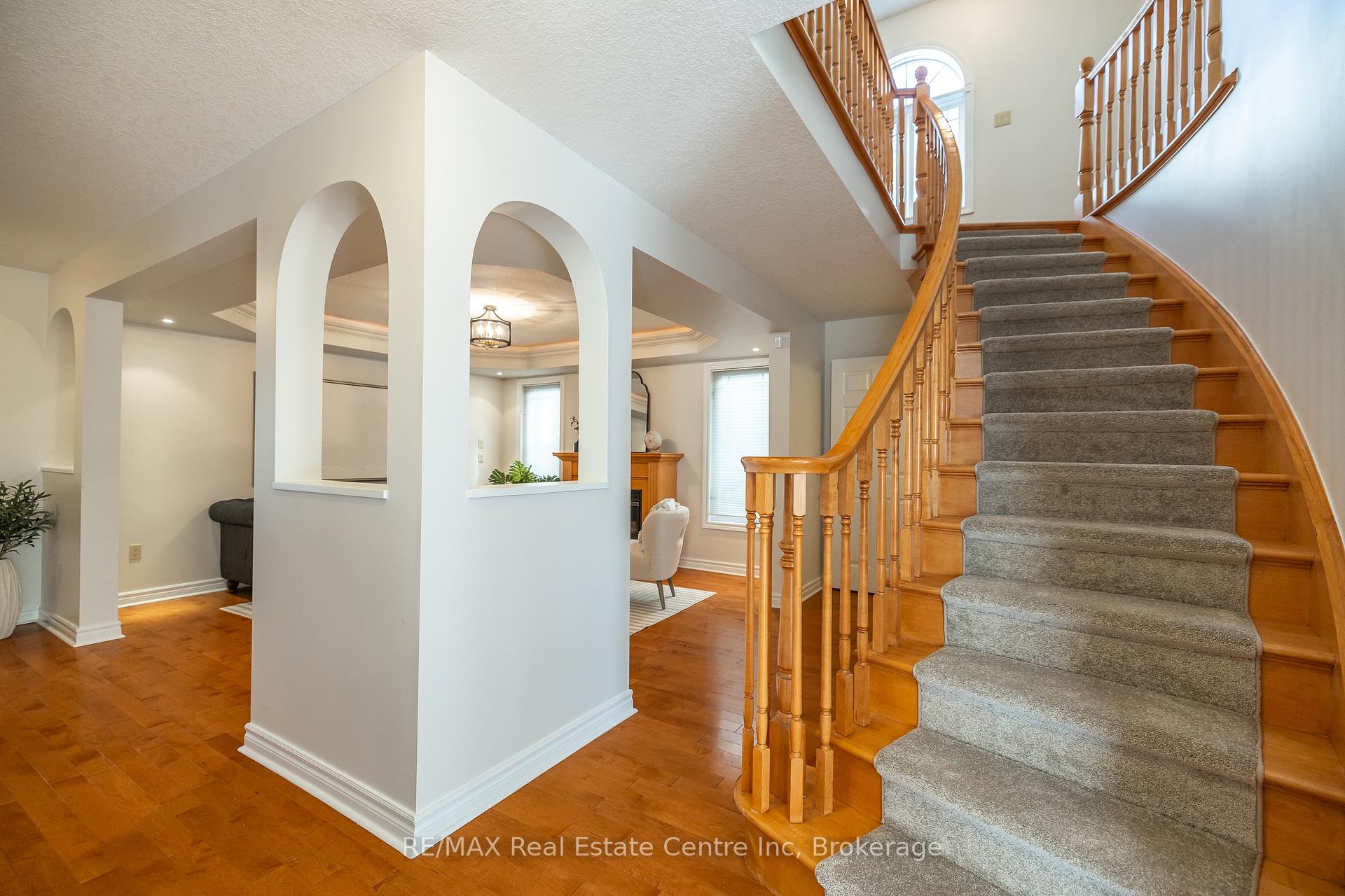 Photo 15 of 78 Mcarthur Drive, Guelph, Pineridge/Westminster Woods — HOMEH