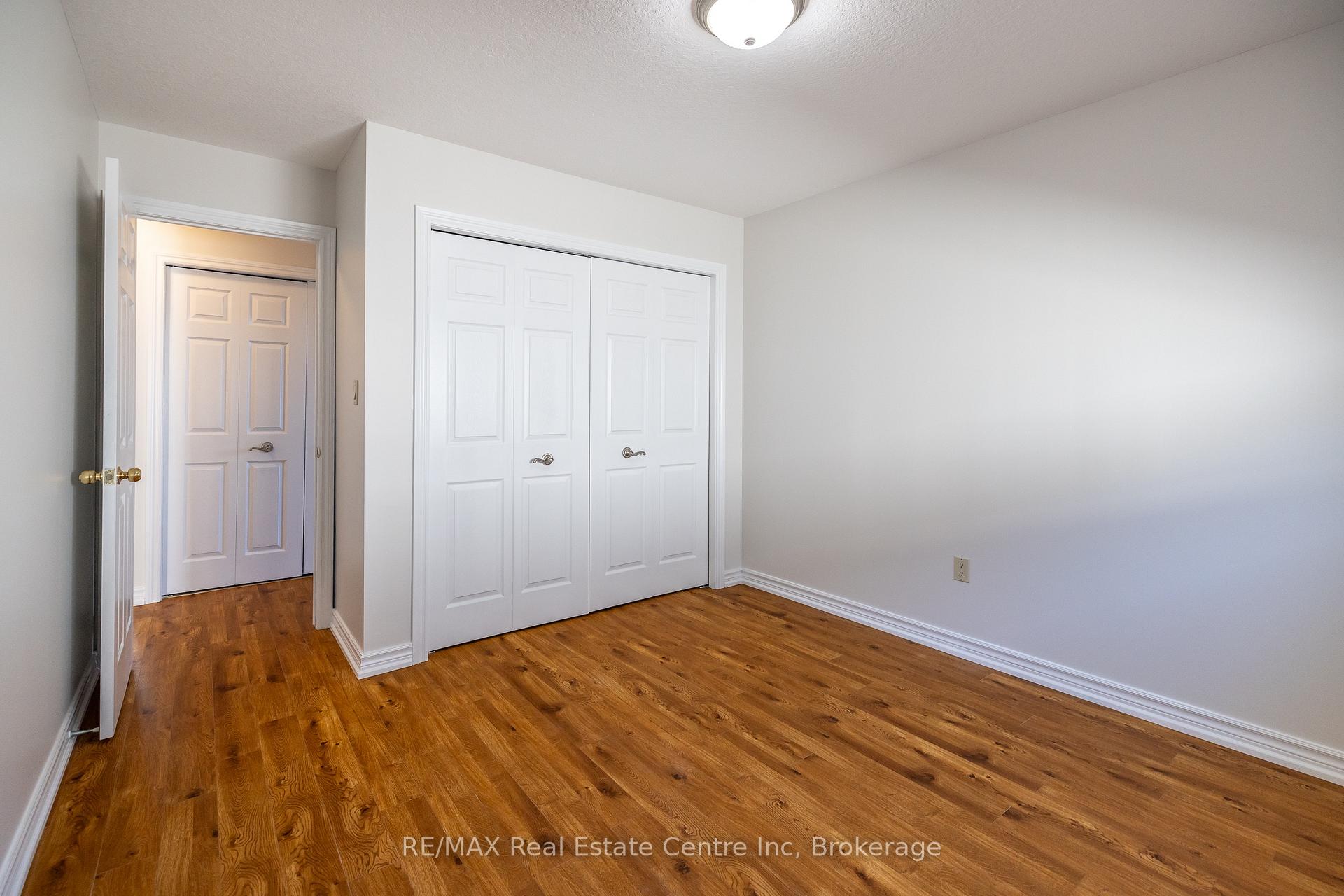 Photo 22 of 78 Mcarthur Drive, Guelph, Pineridge/Westminster Woods — HOMEH
