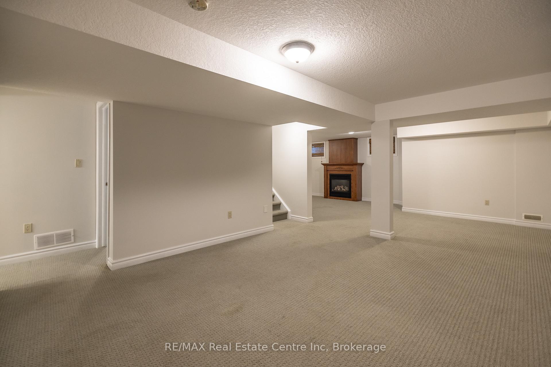 Photo 30 of 78 Mcarthur Drive, Guelph, Pineridge/Westminster Woods — HOMEH