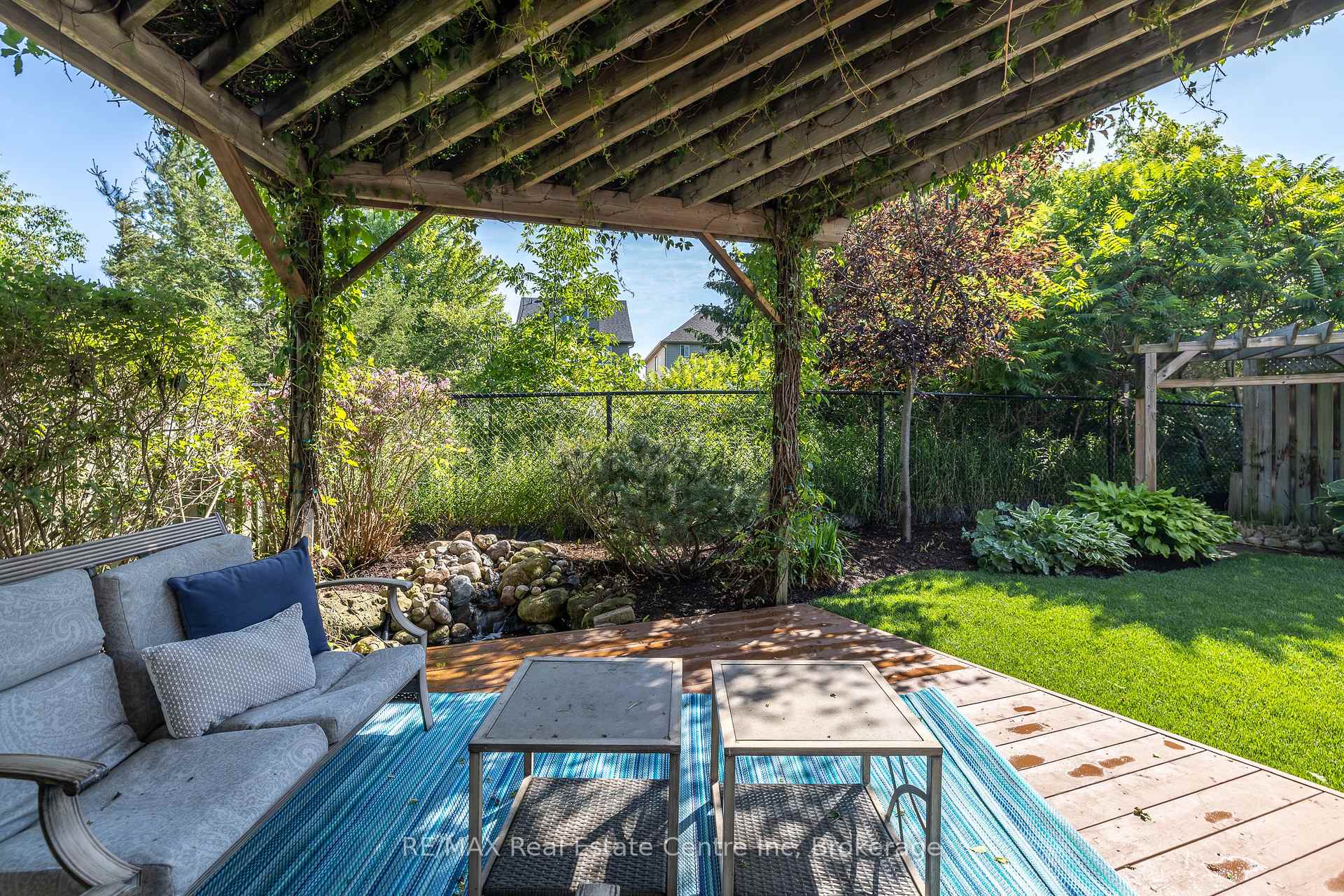 Photo 36 of 78 Mcarthur Drive, Guelph, Pineridge/Westminster Woods — HOMEH