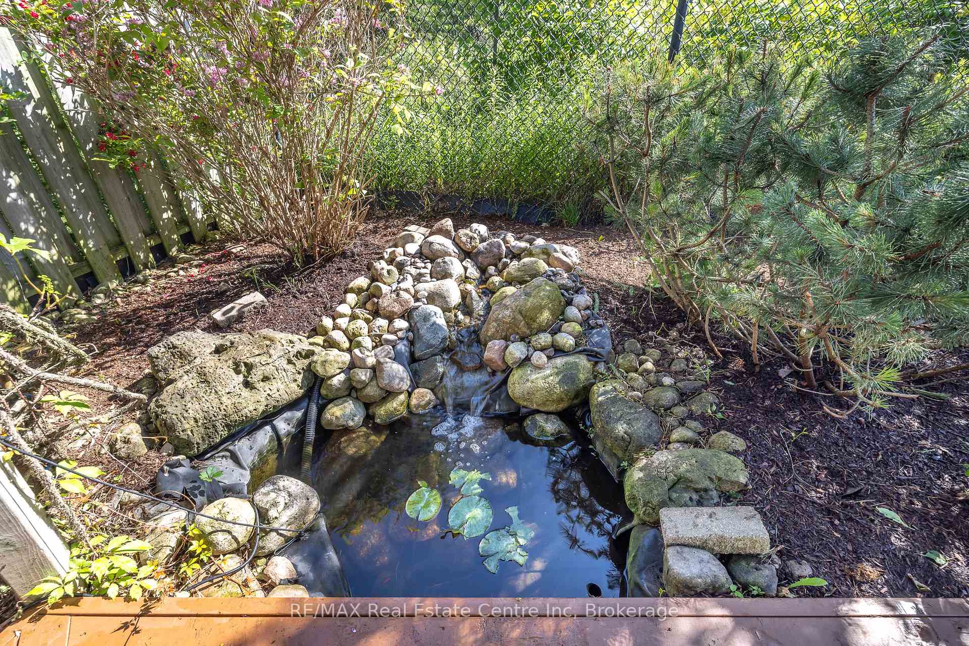 Photo 37 of 78 Mcarthur Drive, Guelph, Pineridge/Westminster Woods — HOMEH
