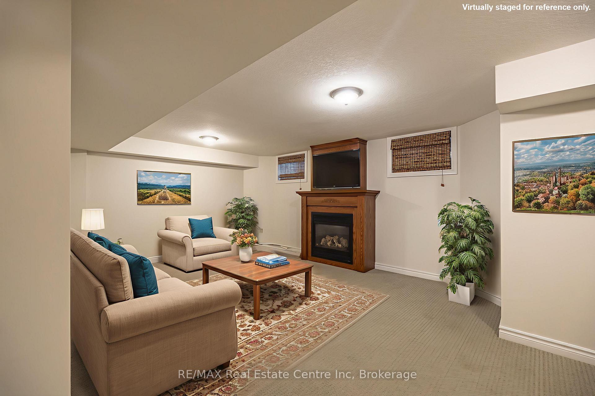 Photo 43 of 78 Mcarthur Drive, Guelph, Pineridge/Westminster Woods — HOMEH