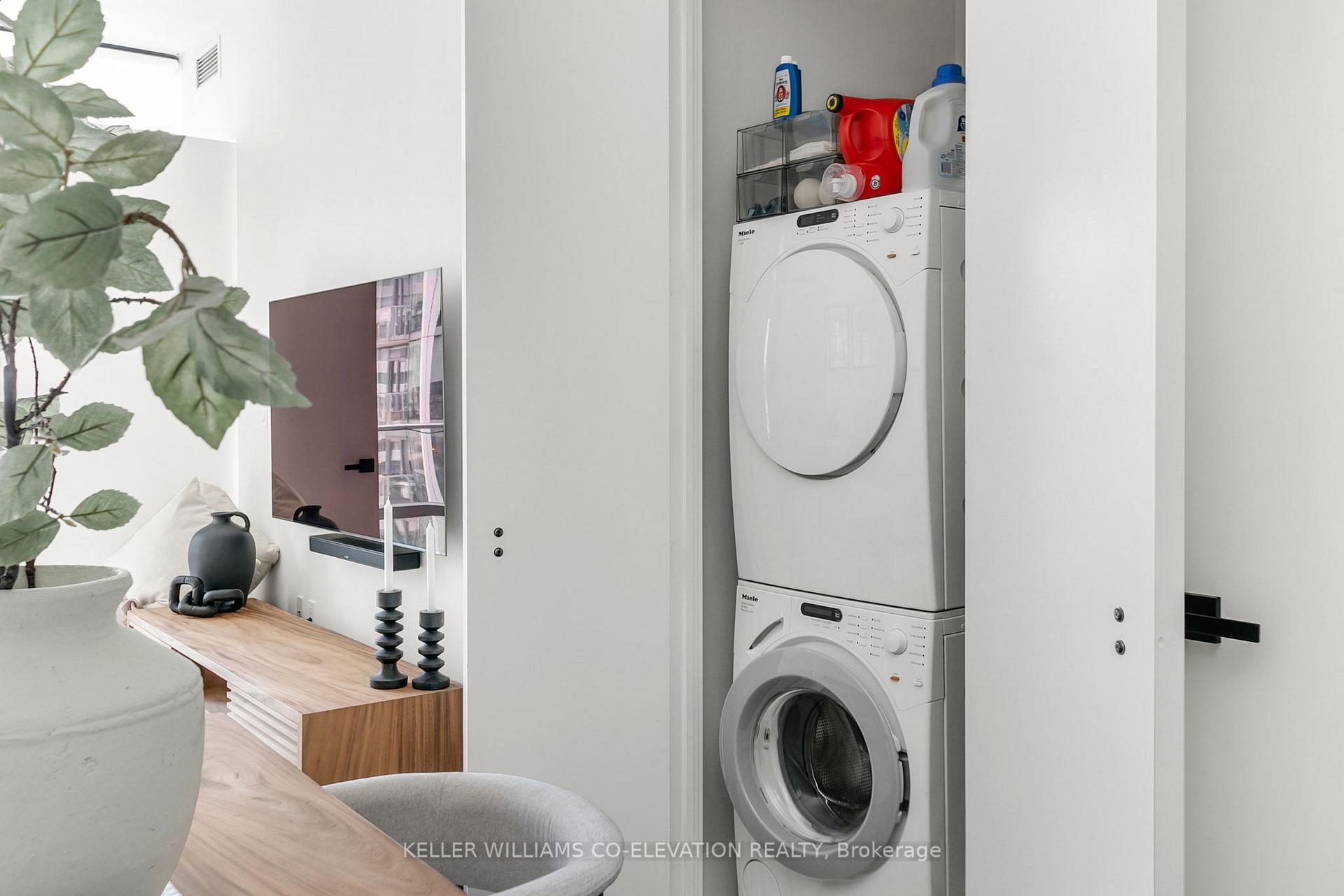 Photo 26 of Unit 835, 39 Queens Quay E, Toronto, Waterfront Communities — HOMEH