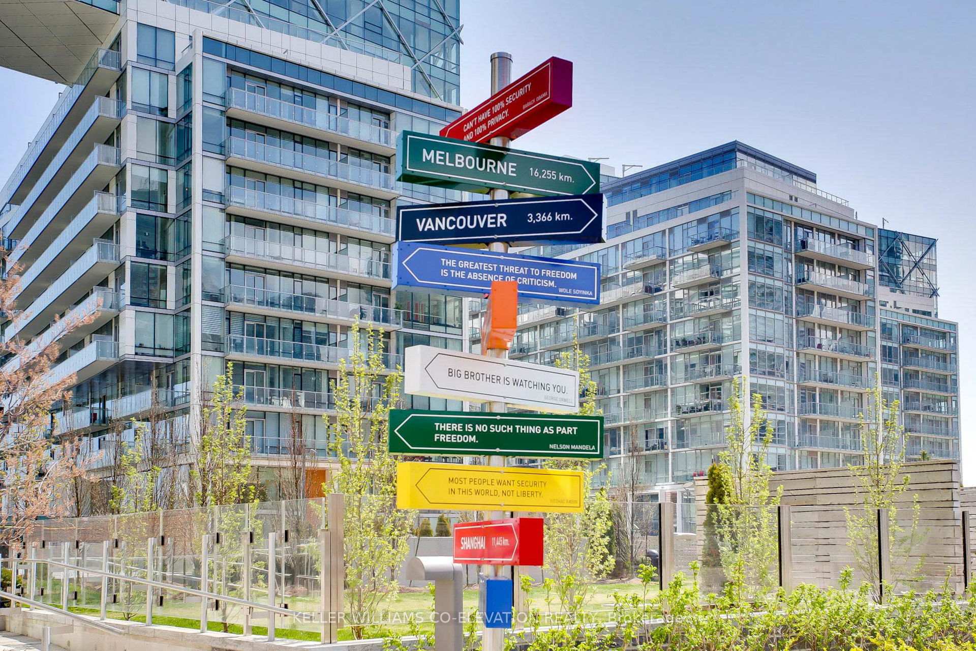 Photo 43 of Unit 835, 39 Queens Quay E, Toronto, Waterfront Communities — HOMEH