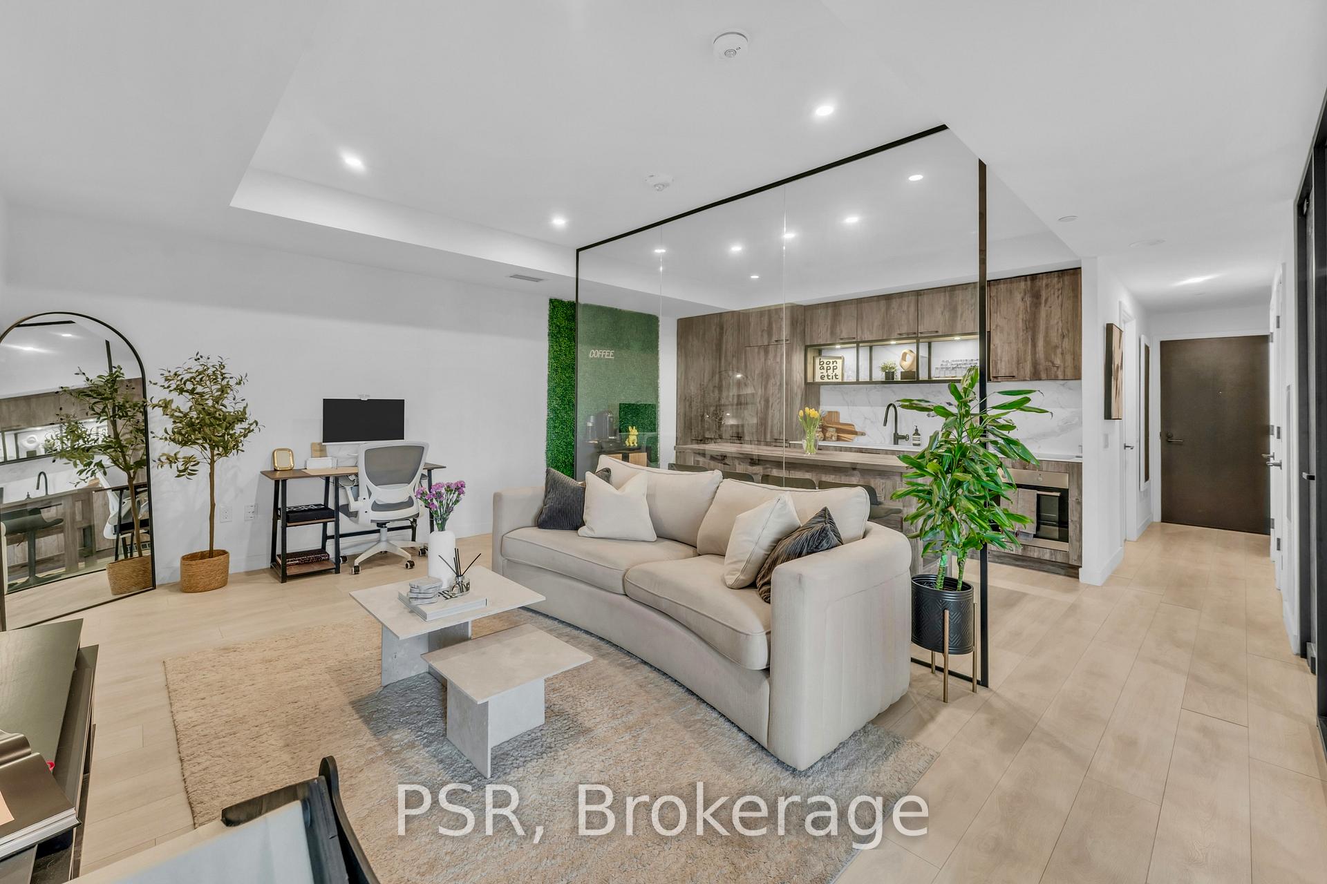 Front of Unit 1025, 505 Richmond Street W