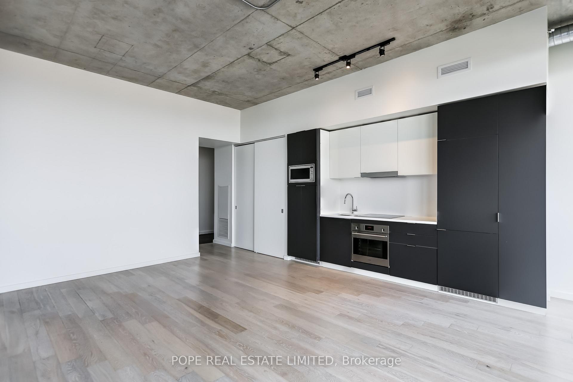 Photo 4 of Unit 2809, 170 Bayview Avenue, Toronto, Waterfront Communities — HOMEH