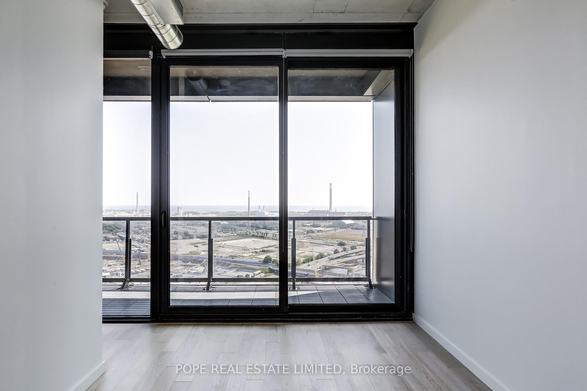 Photo 11 of Unit 2809, 170 Bayview Avenue, Toronto, Waterfront Communities — HOMEH