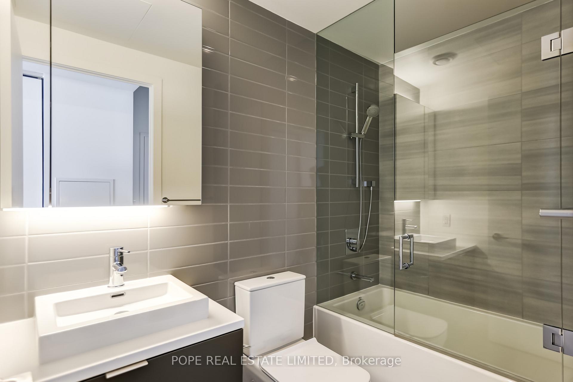 Photo 12 of Unit 2809, 170 Bayview Avenue, Toronto, Waterfront Communities — HOMEH