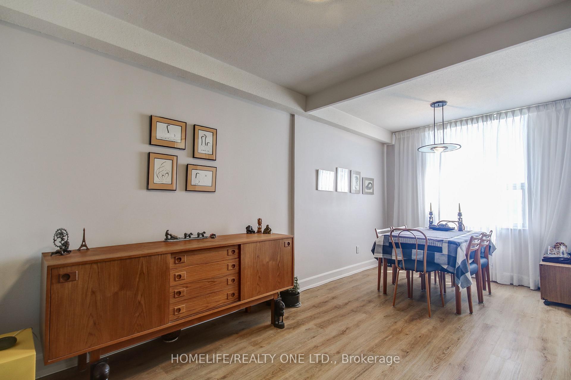 Photo 13 of Unit 1011, 5 Shady Golfway, Toronto, Flemingdon Park — HOMEH