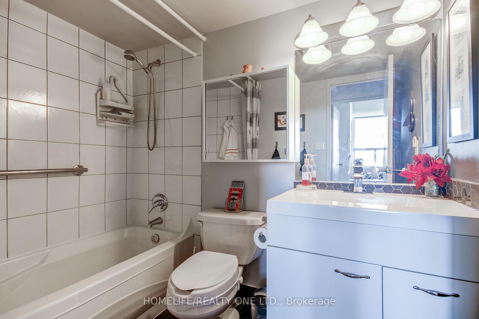 Photo 40 of Unit 1011, 5 Shady Golfway, Toronto, Flemingdon Park — HOMEH