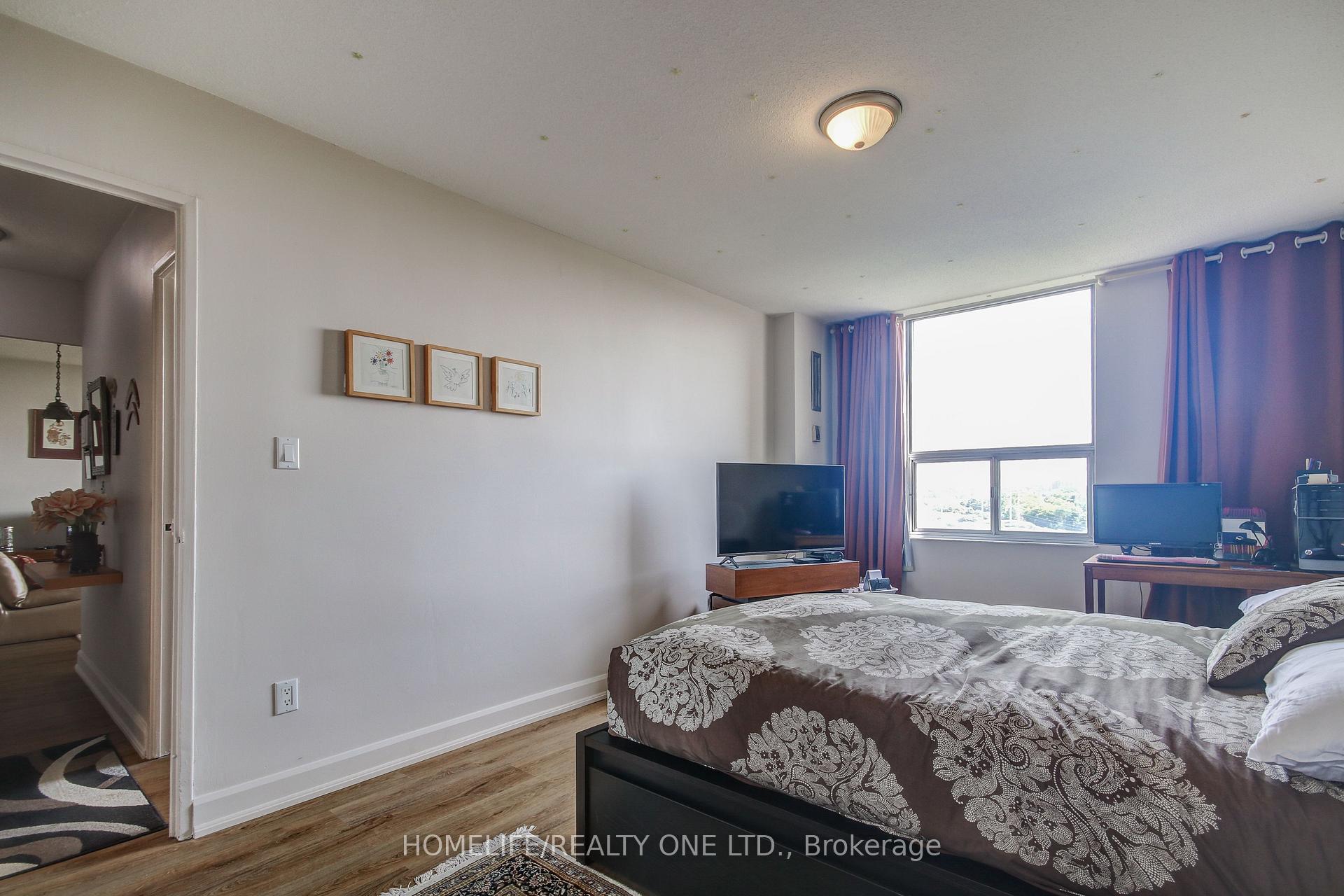 Photo 30 of Unit 1011, 5 Shady Golfway, Toronto, Flemingdon Park — HOMEH