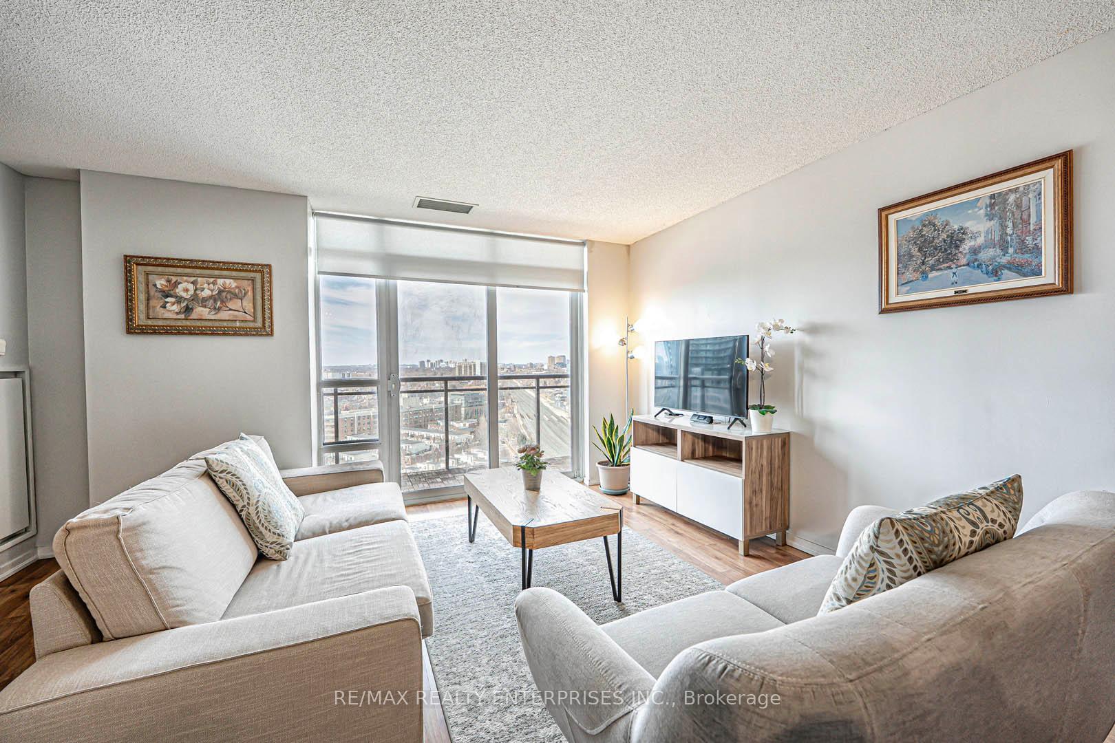 Photo 12 of Unit 1707, 38 Joe Shuster Way, Toronto, Niagara — HOMEH