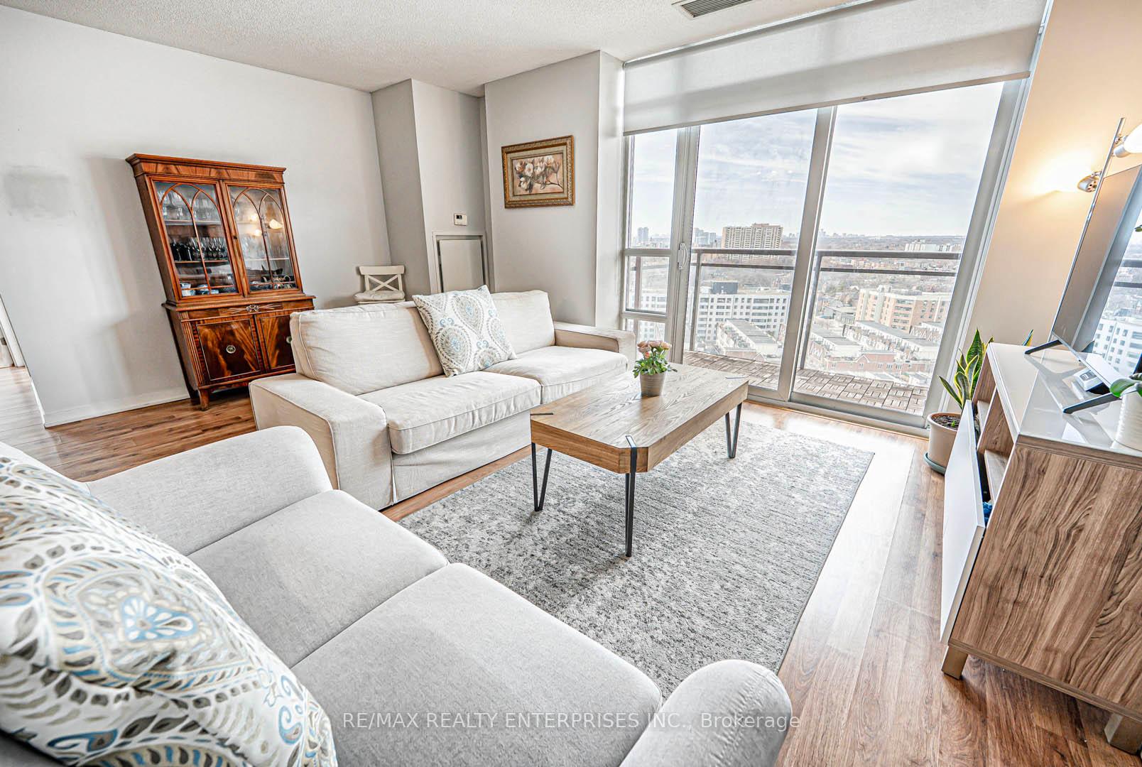 Photo 4 of Unit 1707, 38 Joe Shuster Way, Toronto, Niagara — HOMEH