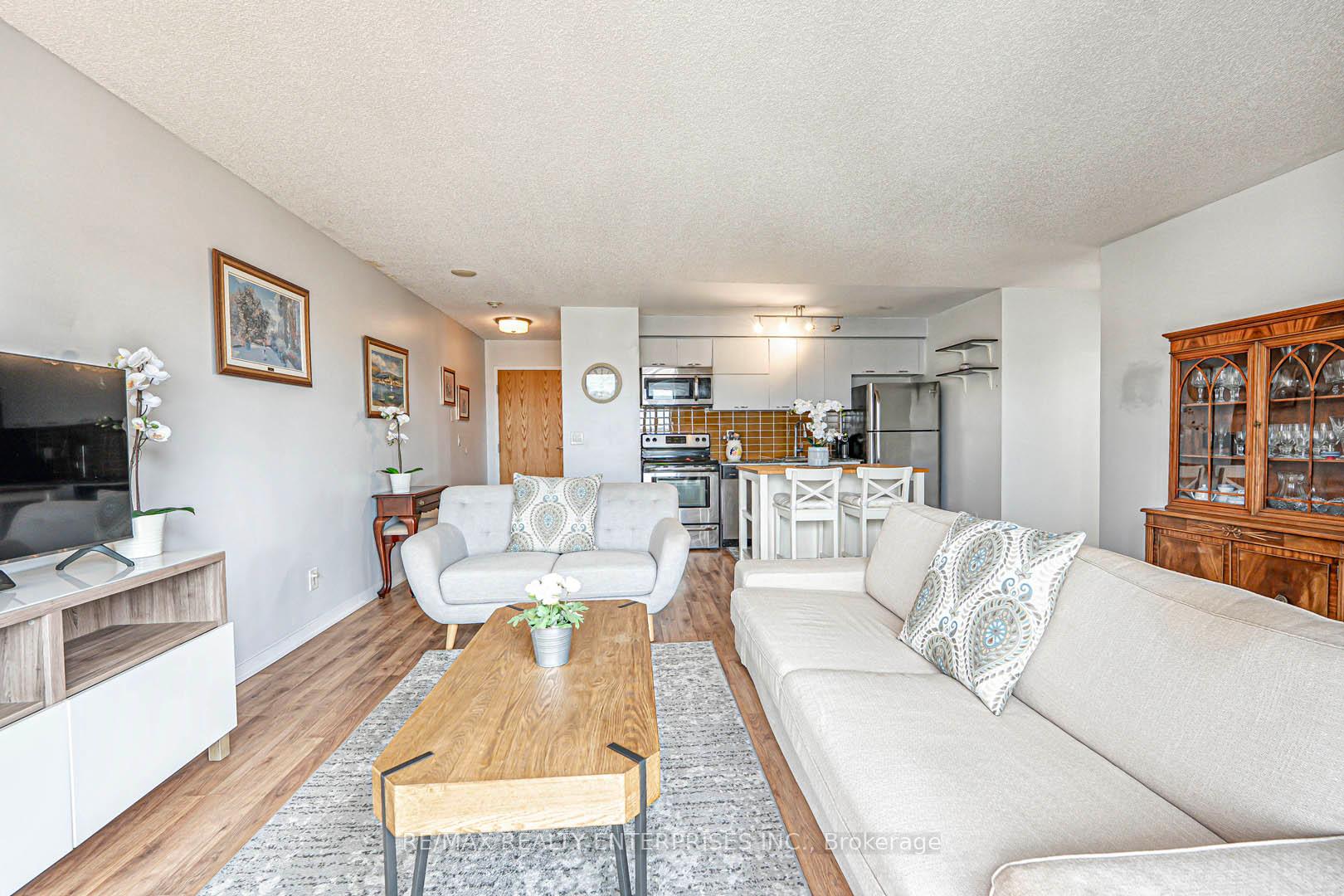 Photo 13 of Unit 1707, 38 Joe Shuster Way, Toronto, Niagara — HOMEH