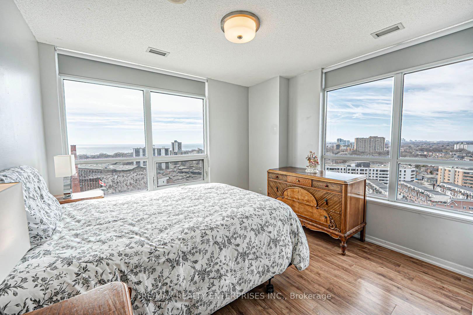 Photo 20 of Unit 1707, 38 Joe Shuster Way, Toronto, Niagara — HOMEH