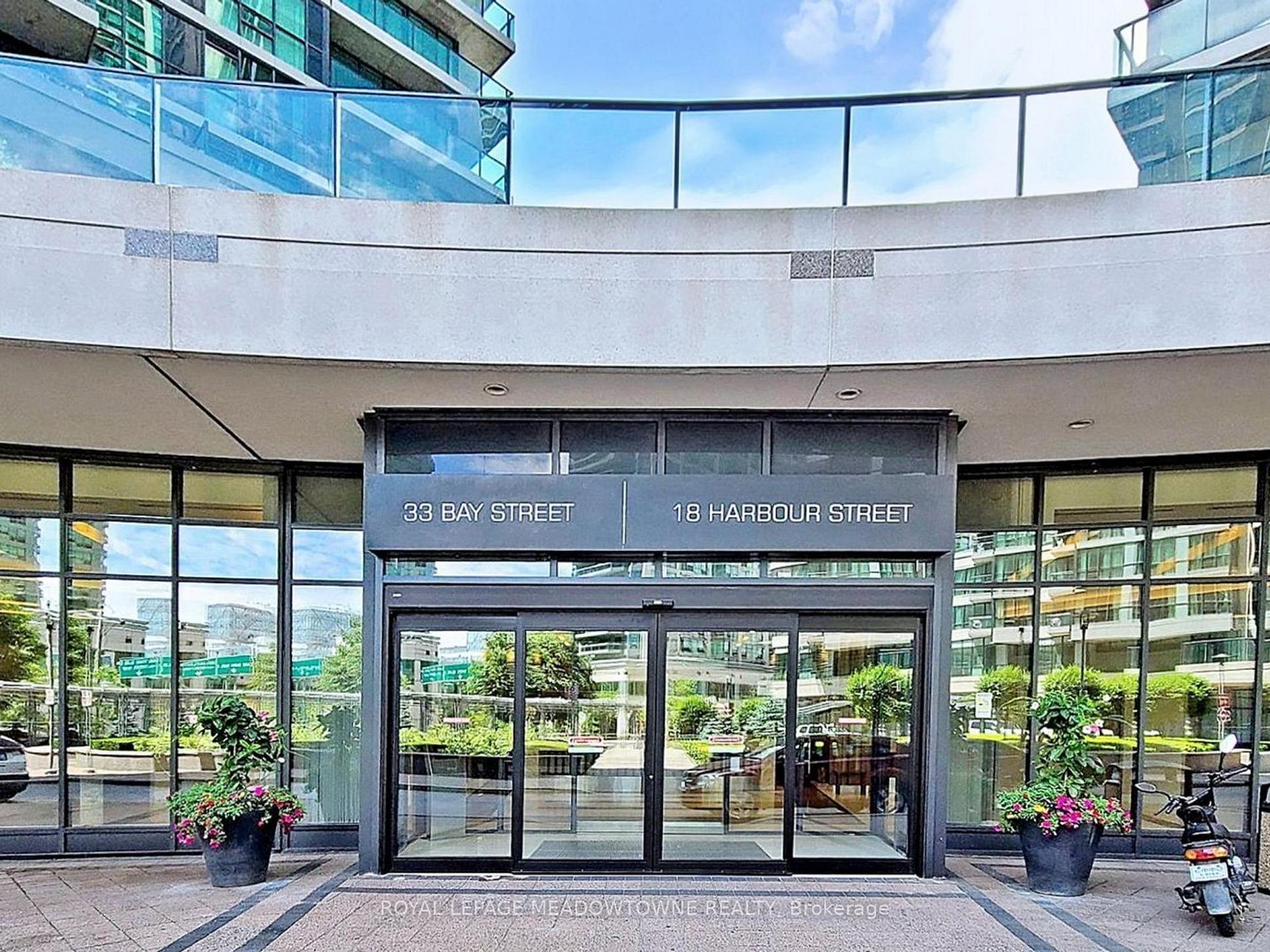 Photo 5 of Unit 1203, 33 Bay Street, Toronto, Waterfront Communities — HOMEH