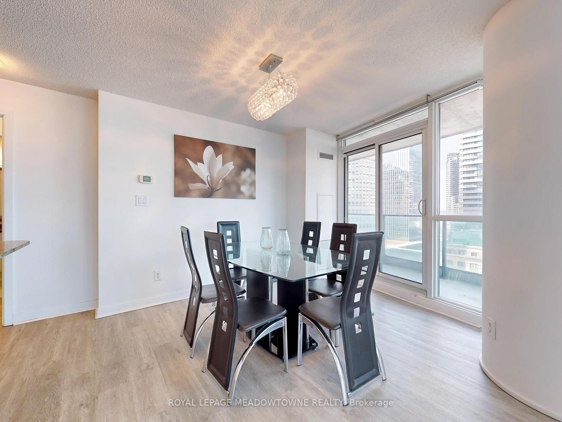 Photo 12 of Unit 1203, 33 Bay Street, Toronto, Waterfront Communities — HOMEH