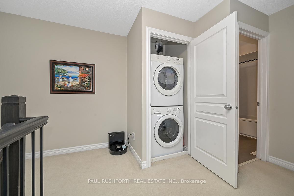 Photo 19 of 210 Leather Leaf Terrace, Ottawa, Barrhaven - Longfields — HOMEH