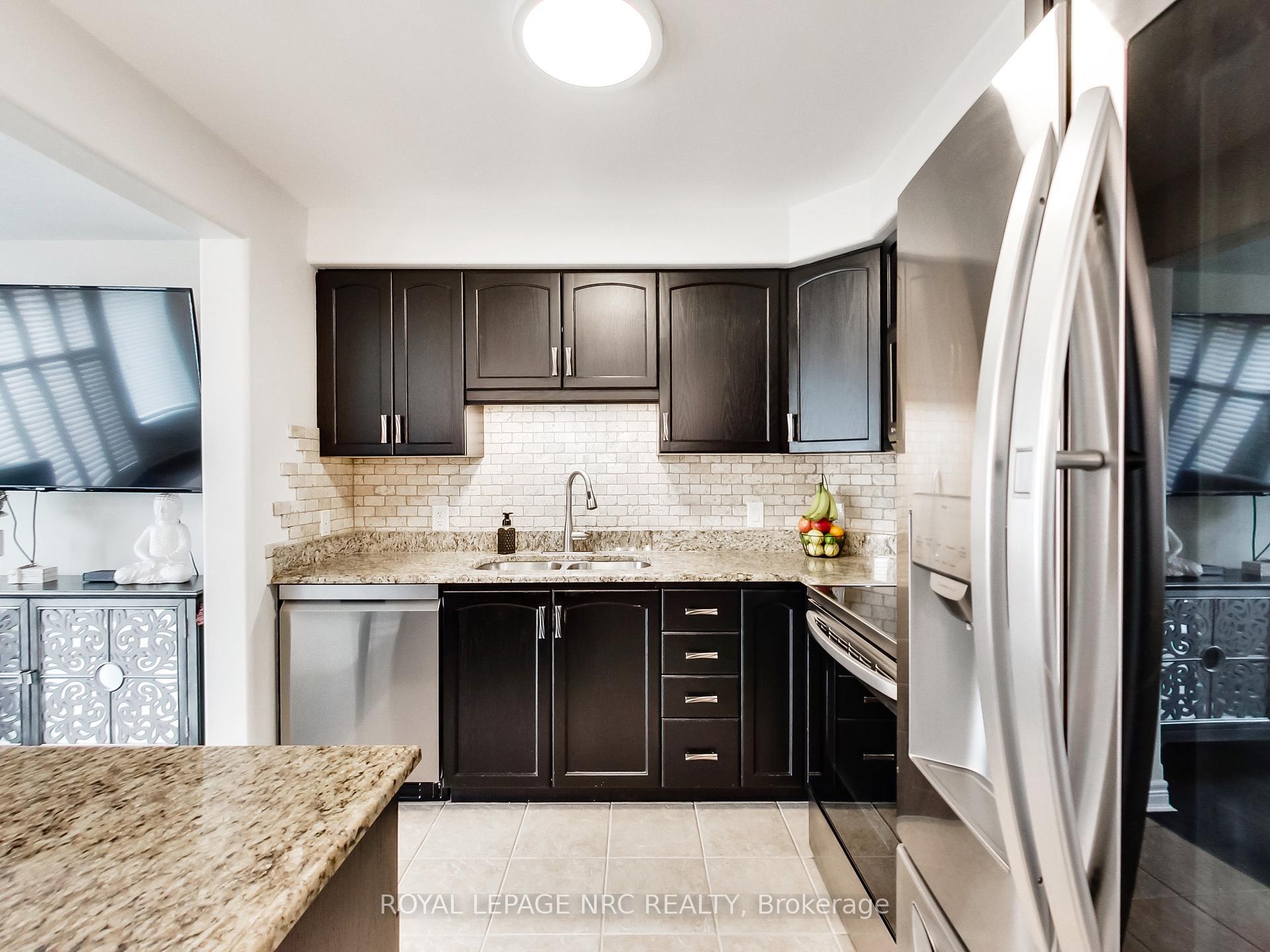 Photo 12 of 107 Sumner Crescent, Grimsby, Grimsby Beach — HOMEH
