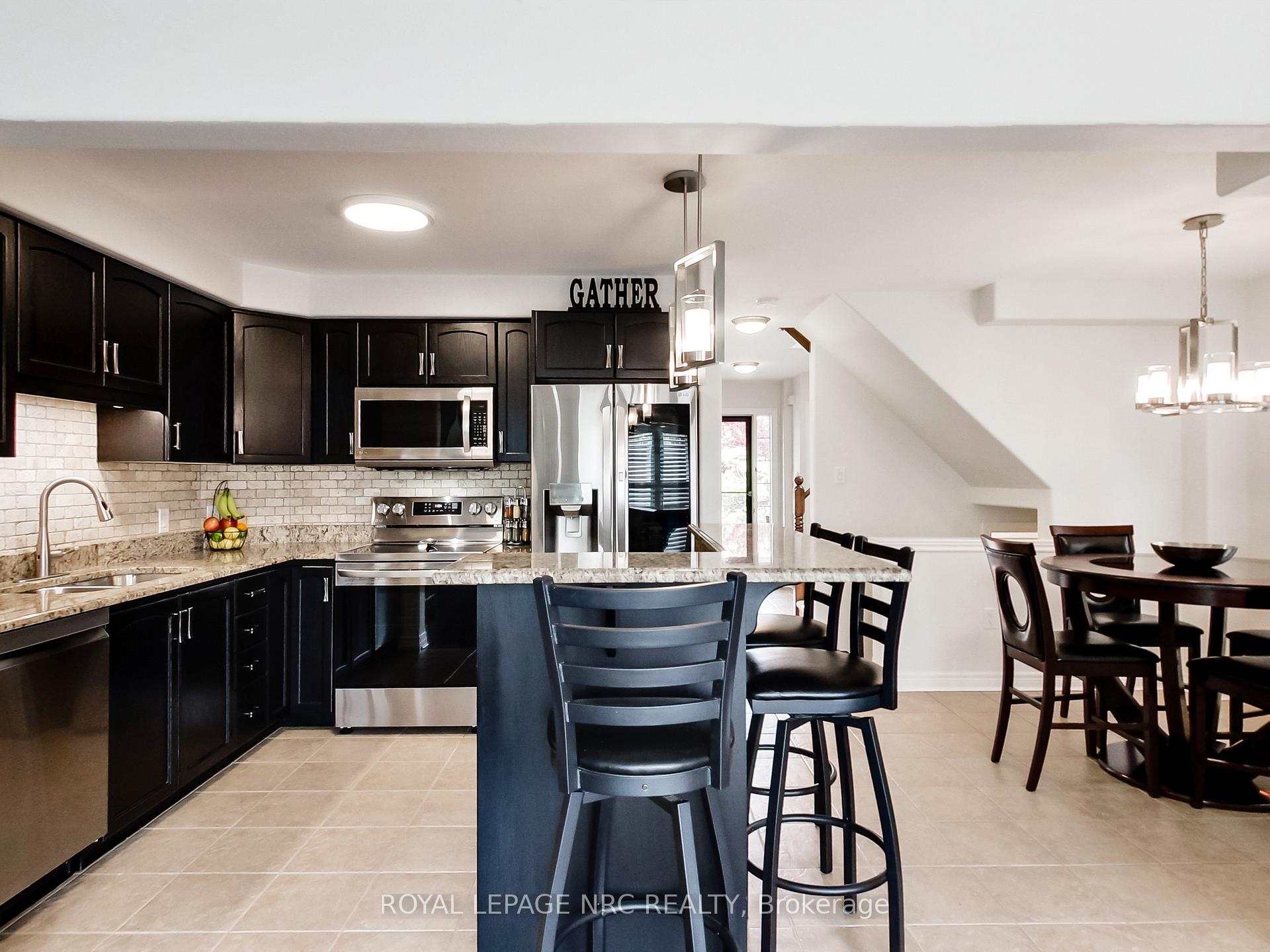Photo 13 of 107 Sumner Crescent, Grimsby, Grimsby Beach — HOMEH