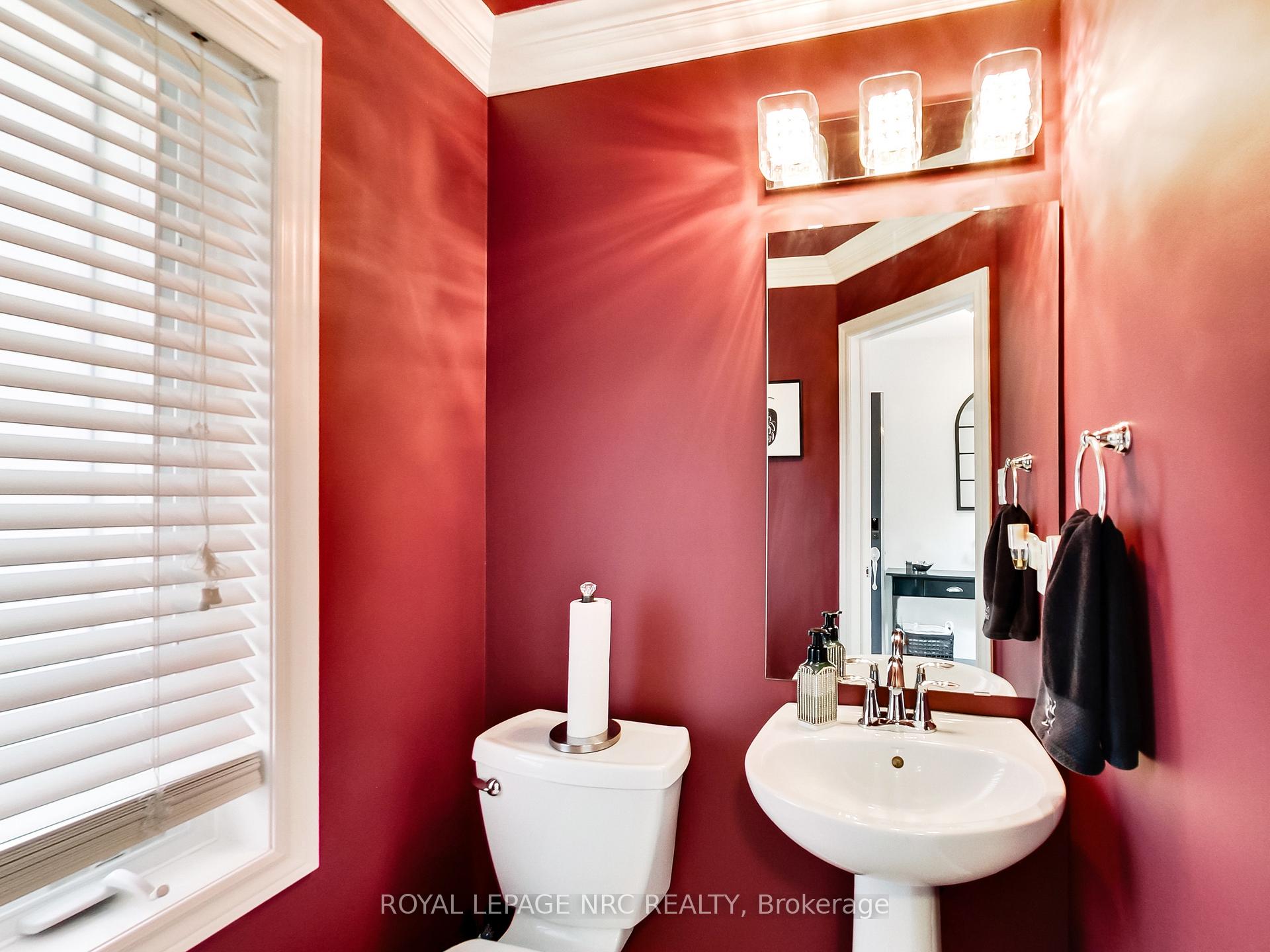 Photo 19 of 107 Sumner Crescent, Grimsby, Grimsby Beach — HOMEH