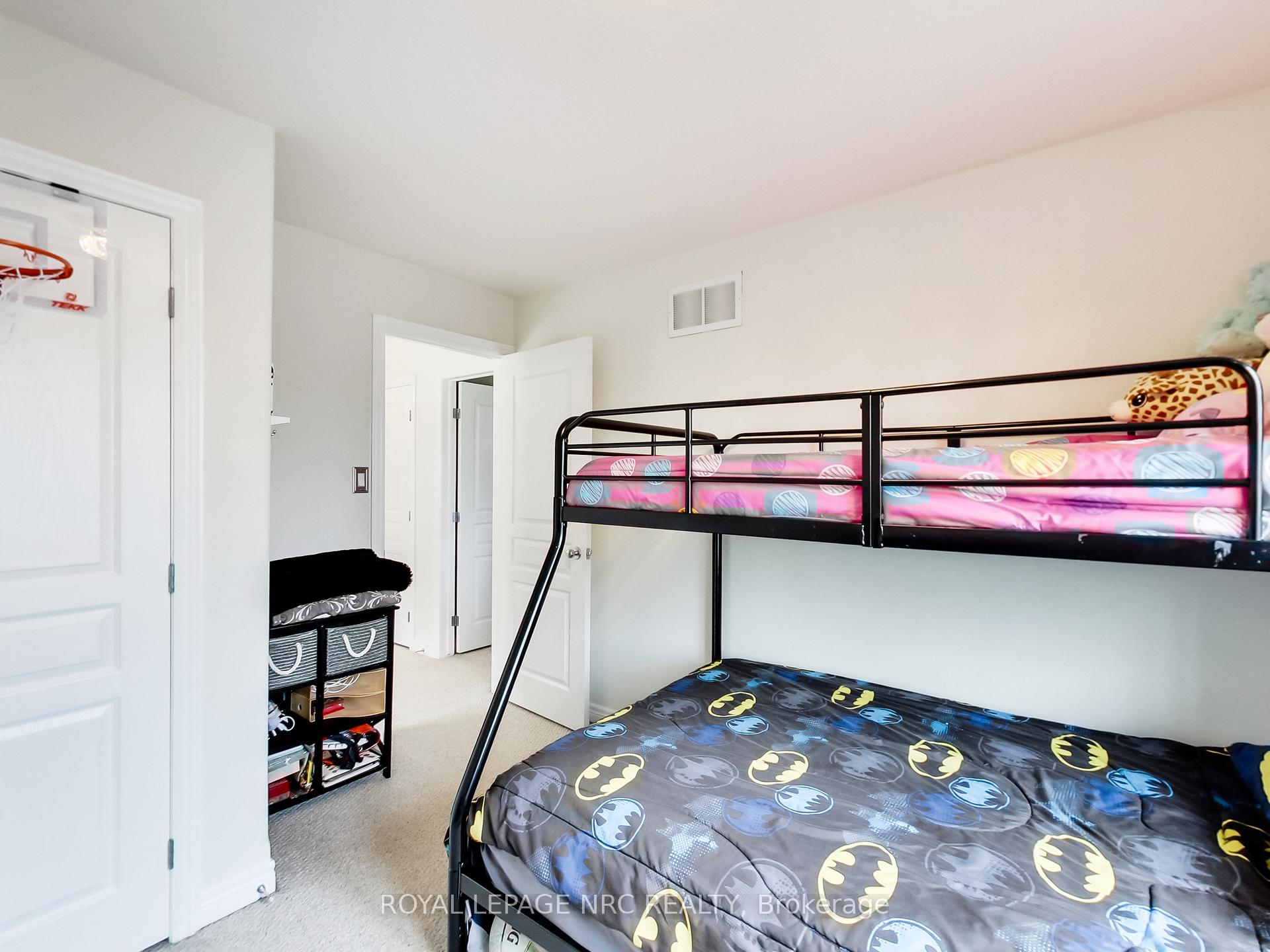 Photo 27 of 107 Sumner Crescent, Grimsby, Grimsby Beach — HOMEH