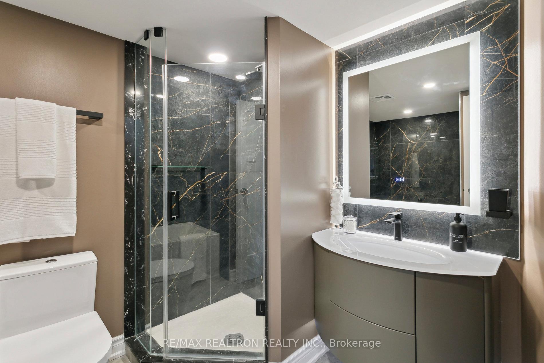 Photo 20 of Unit 1017, 5 Rowntree Road, Etobicoke, Mount Olive-Silverstone-Jamestown — HOMEH