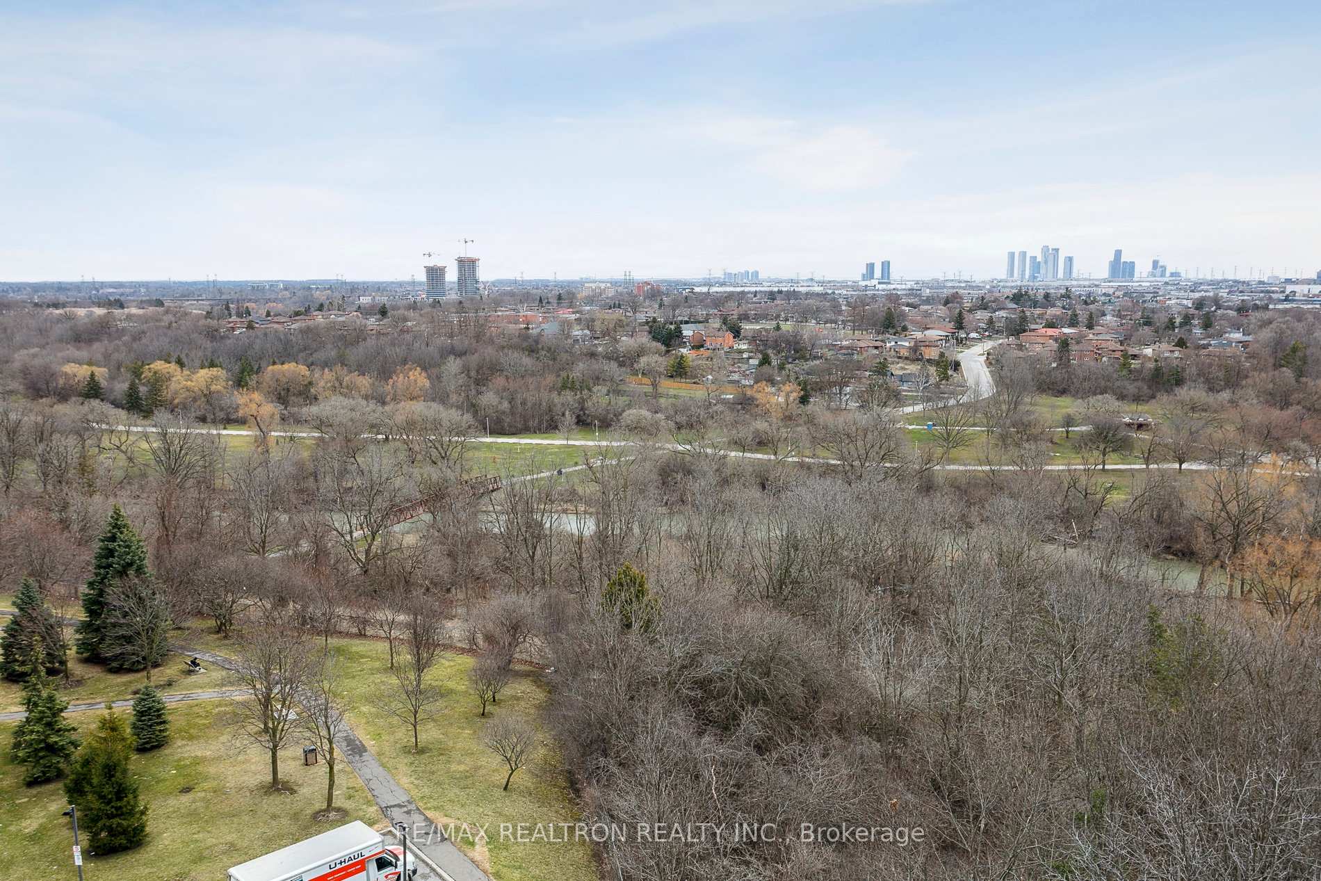 Photo 33 of Unit 1017, 5 Rowntree Road, Etobicoke, Mount Olive-Silverstone-Jamestown — HOMEH