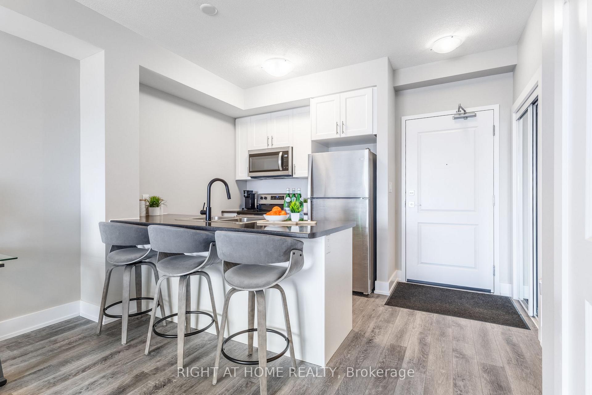 Photo 9 of Unit 331, 450 Dundas Street E, Hamilton, Waterdown — HOMEH