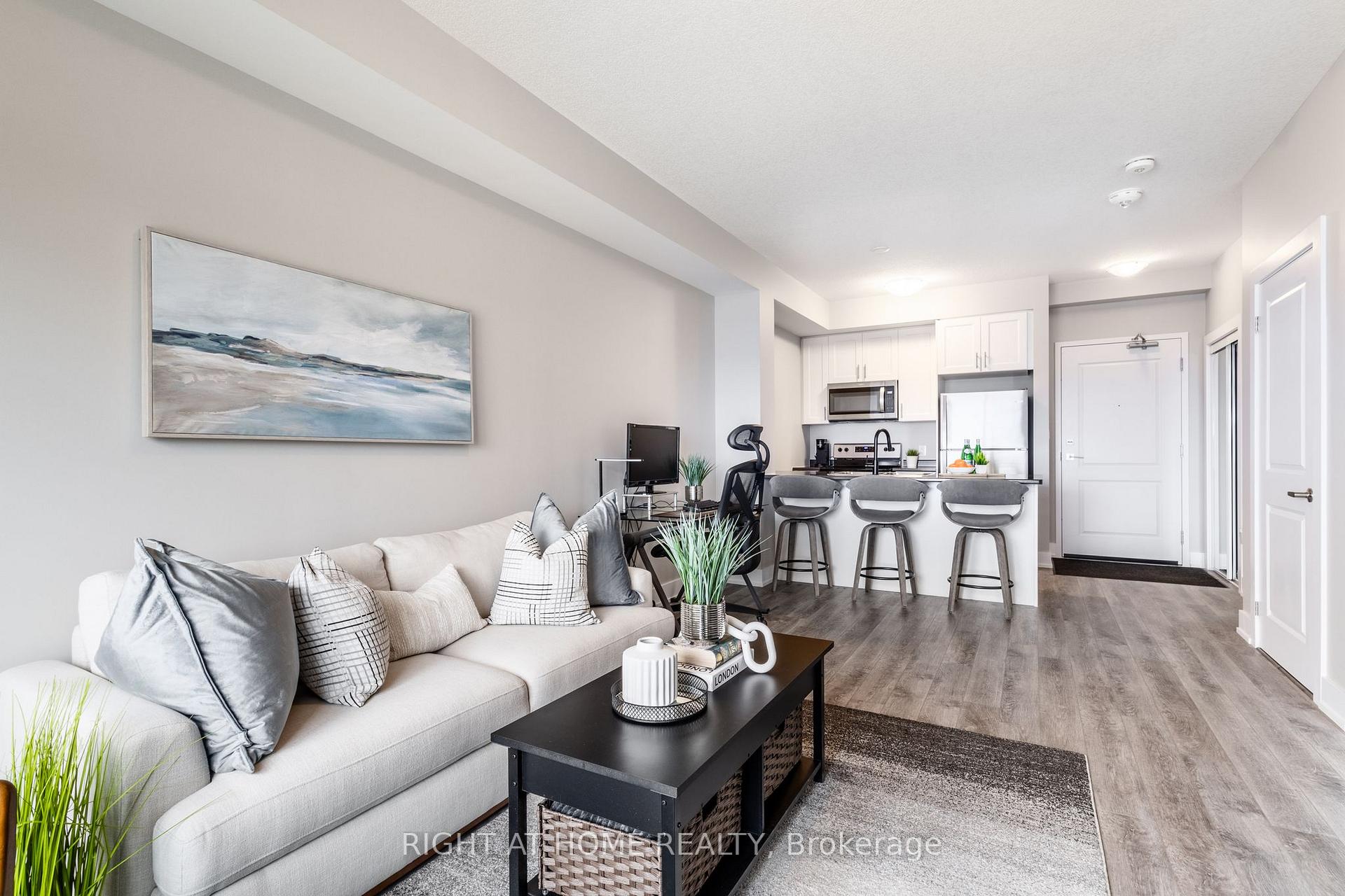 Photo 13 of Unit 331, 450 Dundas Street E, Hamilton, Waterdown — HOMEH