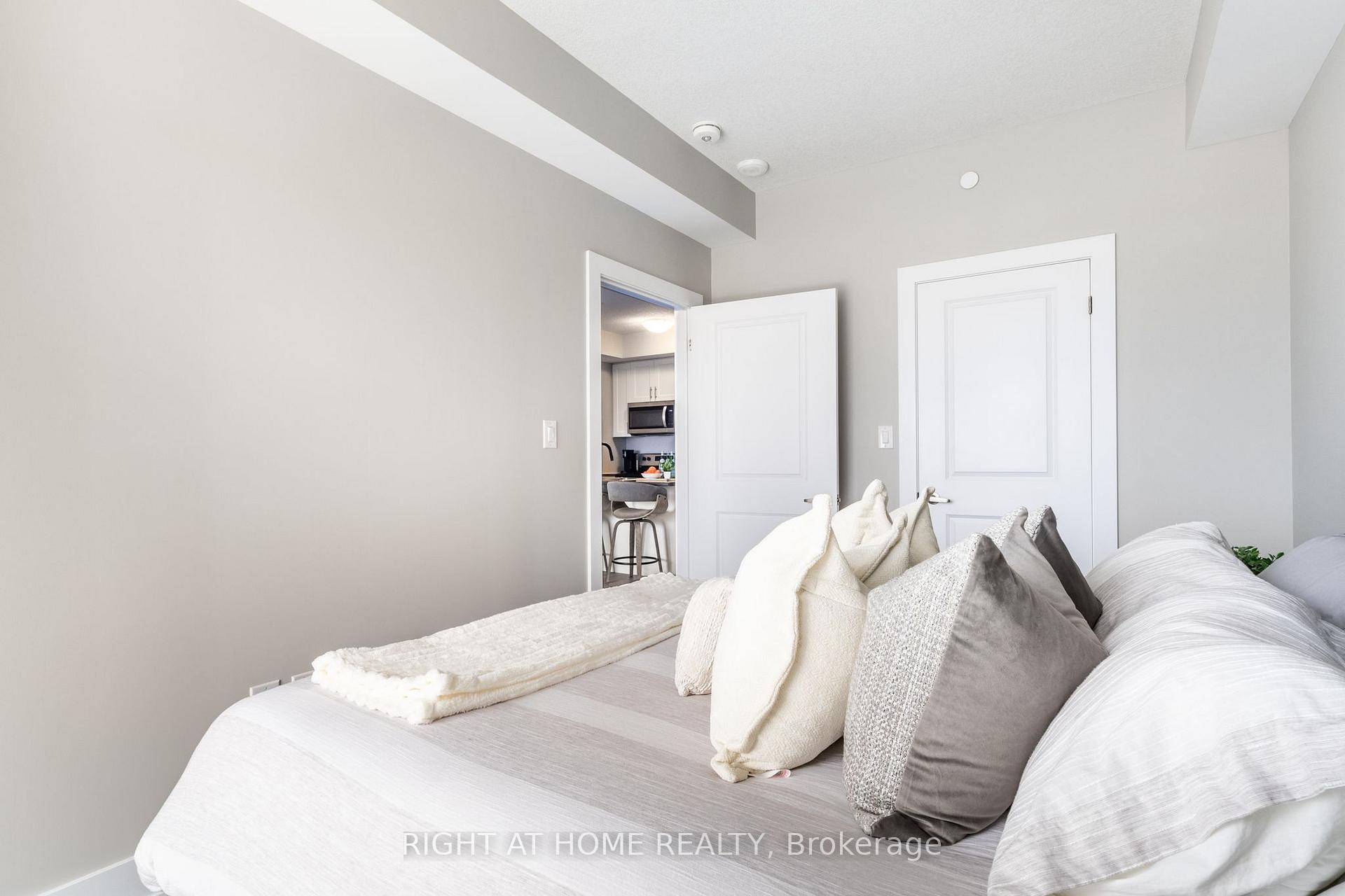 Photo 42 of Unit 331, 450 Dundas Street E, Hamilton, Waterdown — HOMEH