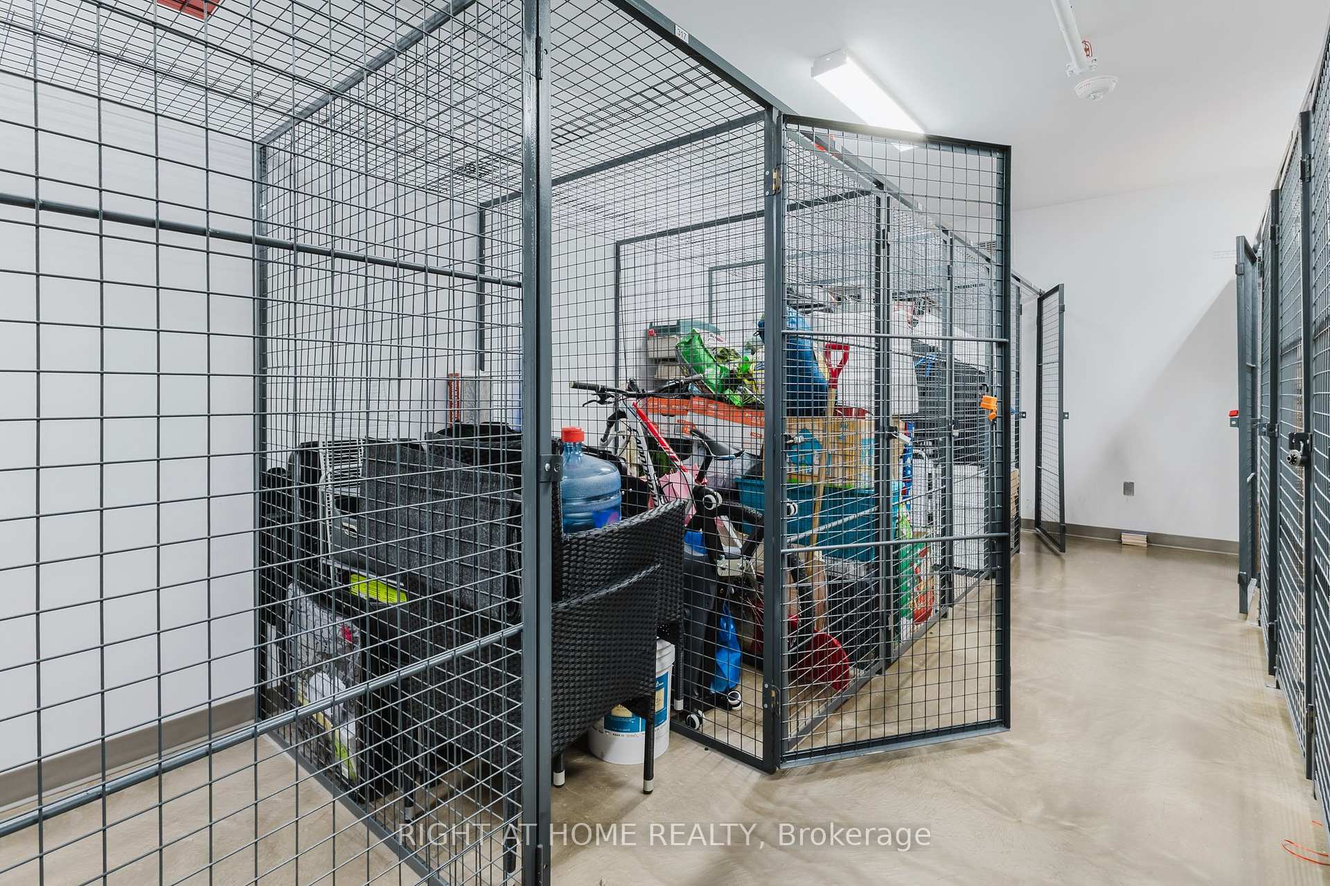 Photo 28 of Unit 331, 450 Dundas Street E, Hamilton, Waterdown — HOMEH