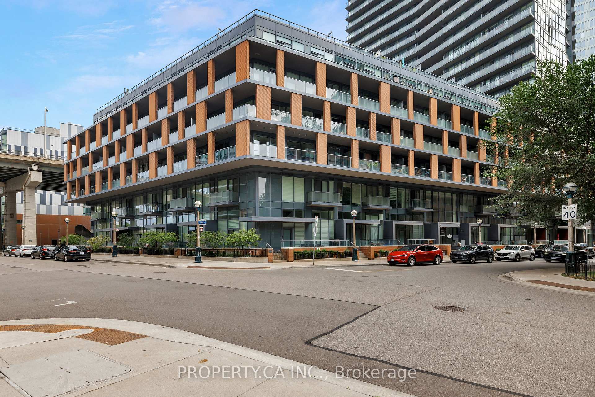 Photo 13 of Unit 2112, 20 Bruyeres Mews, Toronto, Niagara — HOMEH
