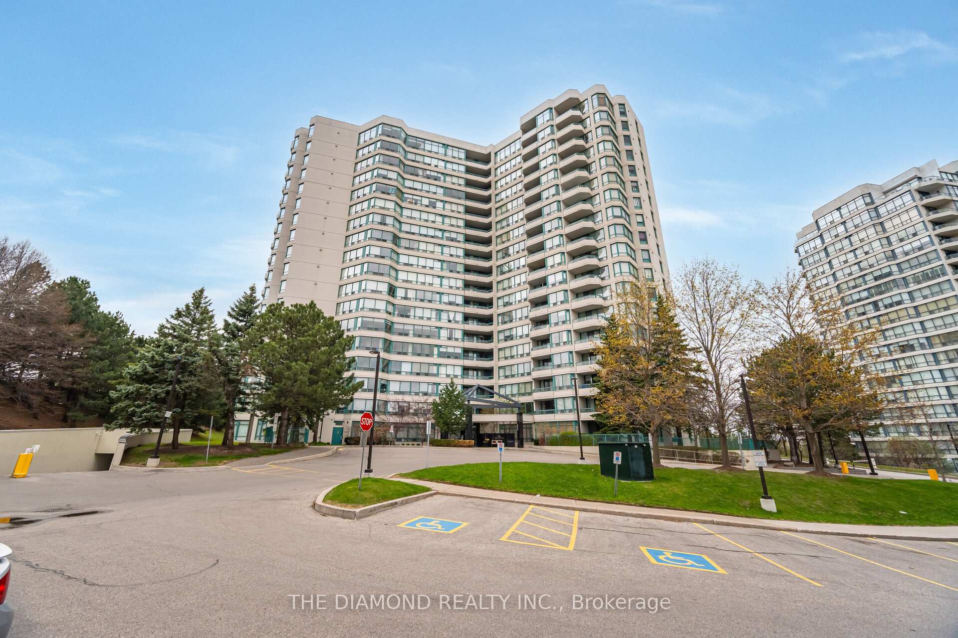 Front of Unit 610, 7250 Yonge Street
