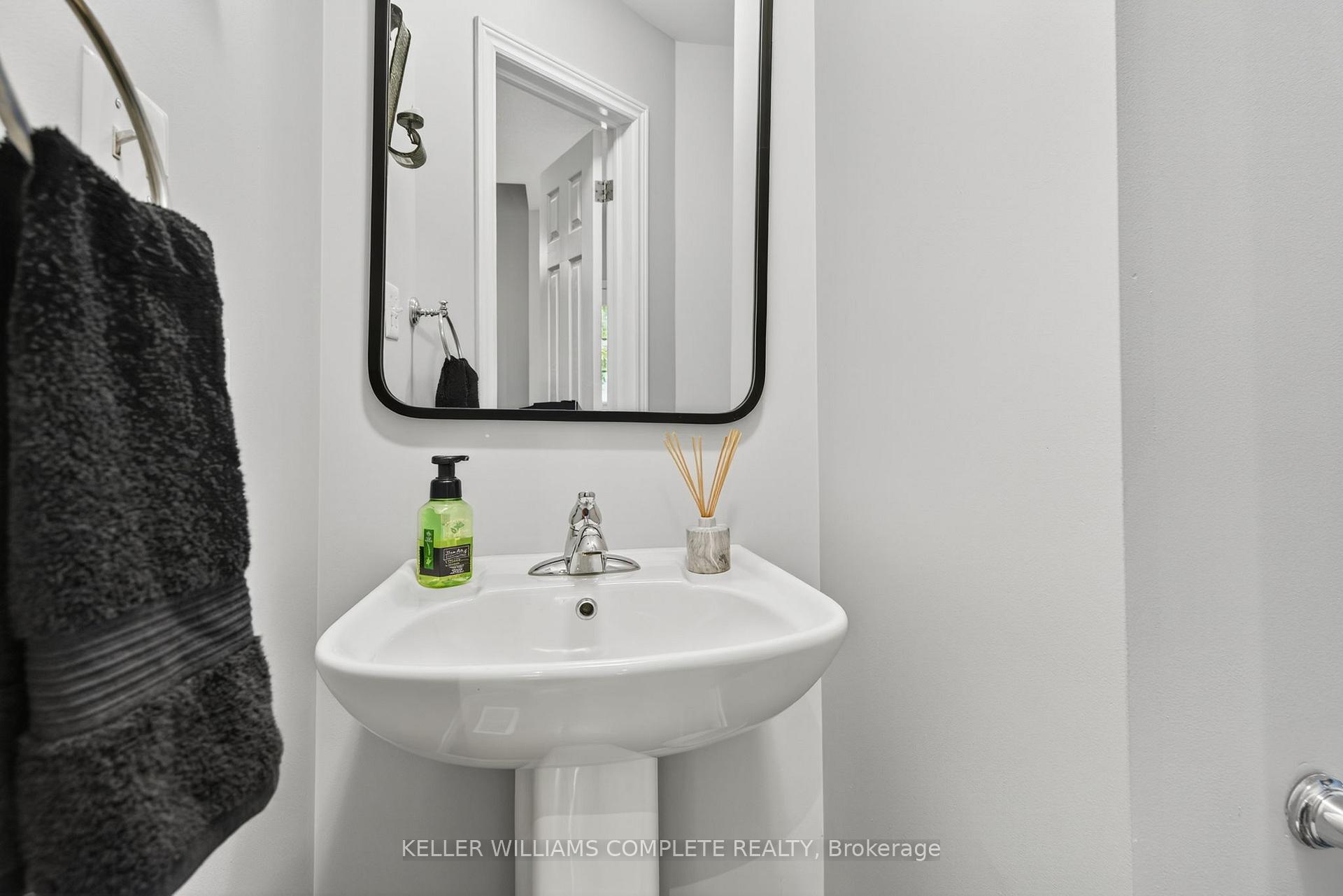 Photo 6 of Unit 3, 21 atessa Drive, Hamilton, Ryckmans — HOMEH