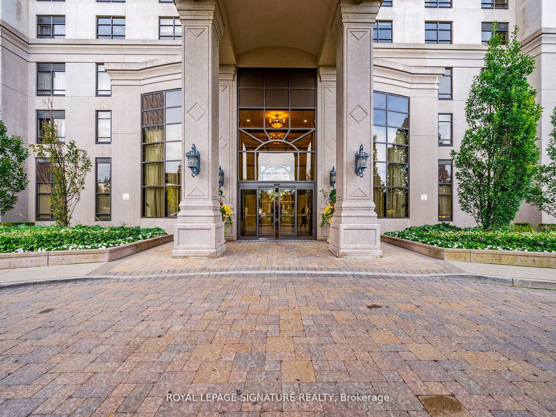 Photo 14 of Unit 610, 9245 Jane Street W, Vaughan, Maple — HOMEH