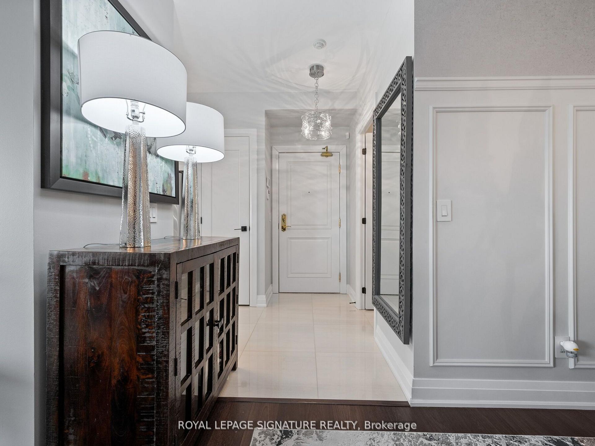 Photo 9 of Unit 610, 9245 Jane Street W, Vaughan, Maple — HOMEH
