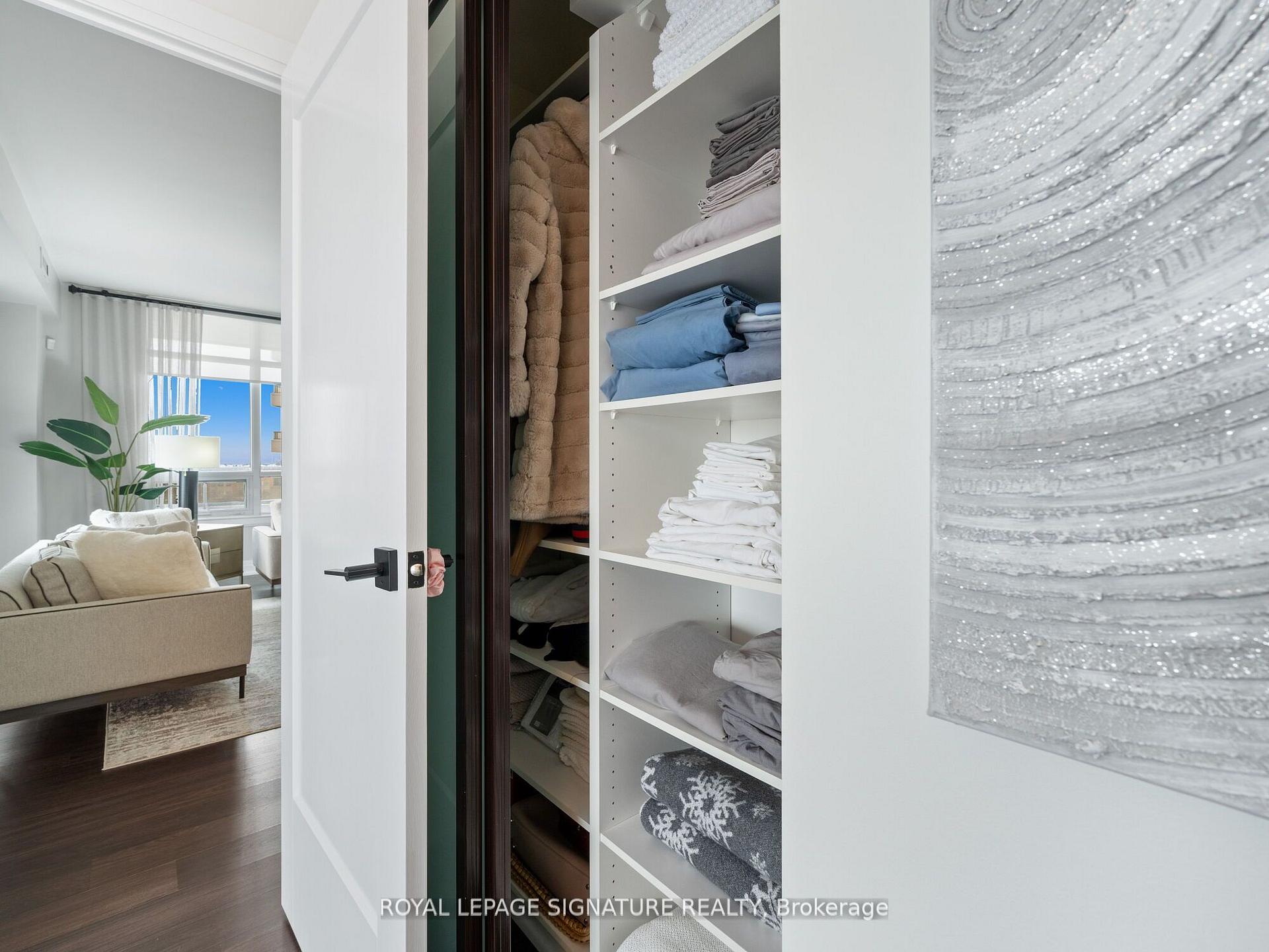 Photo 22 of Unit 610, 9245 Jane Street W, Vaughan, Maple — HOMEH