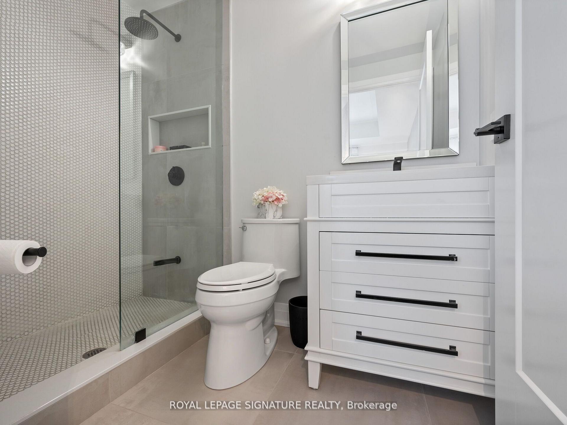 Photo 17 of Unit 610, 9245 Jane Street W, Vaughan, Maple — HOMEH