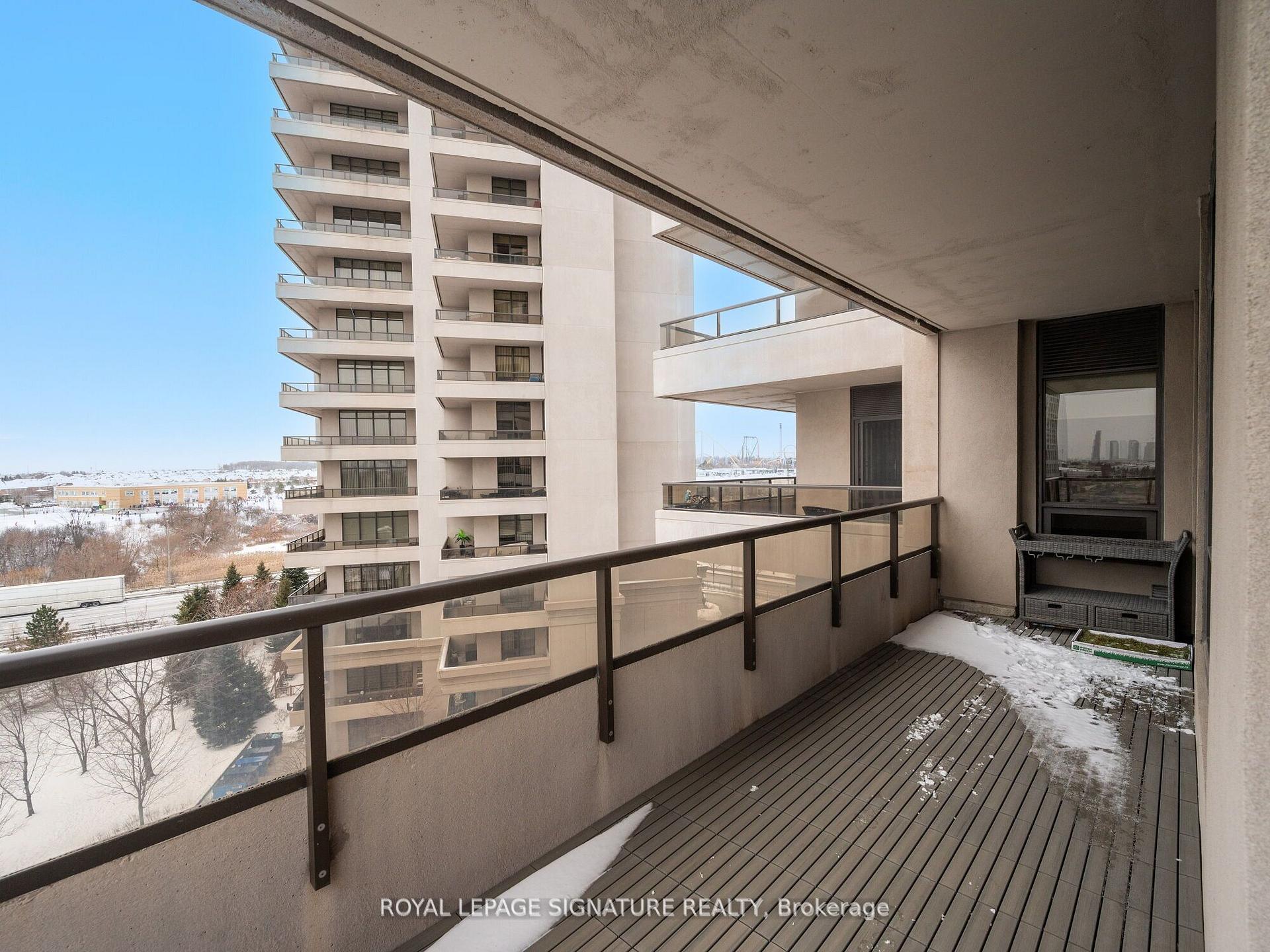 Photo 25 of Unit 610, 9245 Jane Street W, Vaughan, Maple — HOMEH