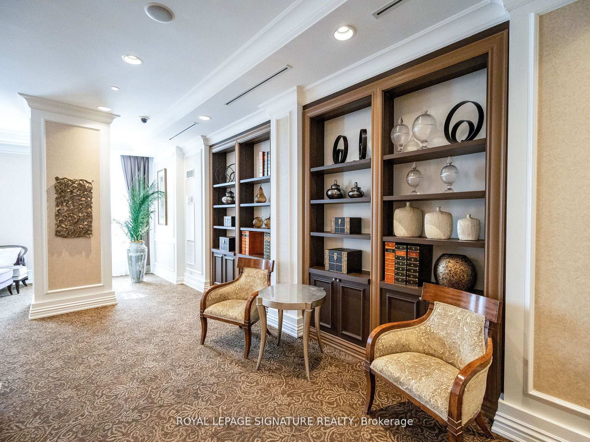 Photo 36 of Unit 610, 9245 Jane Street W, Vaughan, Maple — HOMEH
