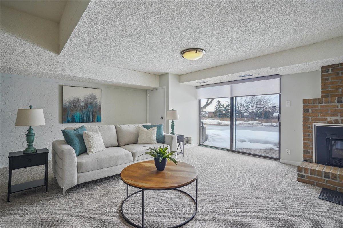 Photo 36 of 195 Collier Street, Barrie, City Centre — HOMEH