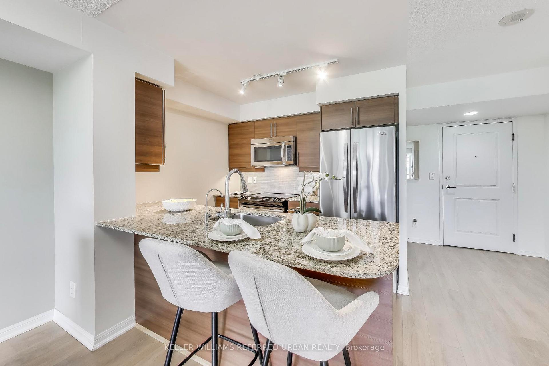Photo 5 of Unit 826, 35 Bastion Street, Toronto, Niagara — HOMEH